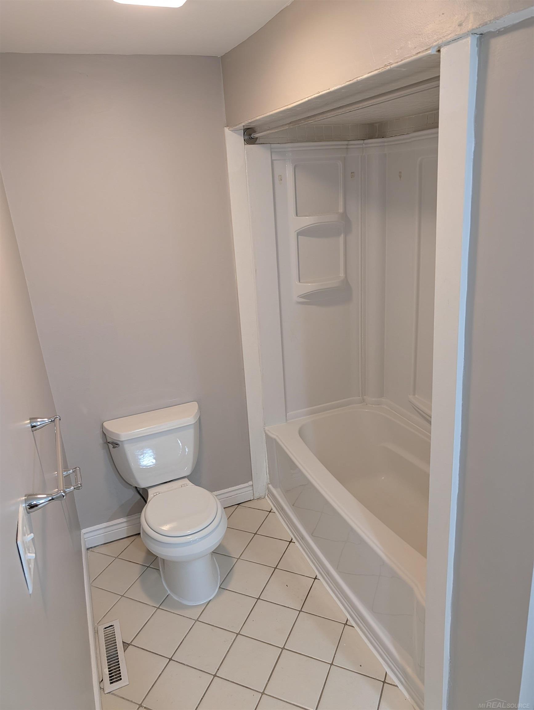 28827 Wauketa Avenue, Warren, MI, 48092