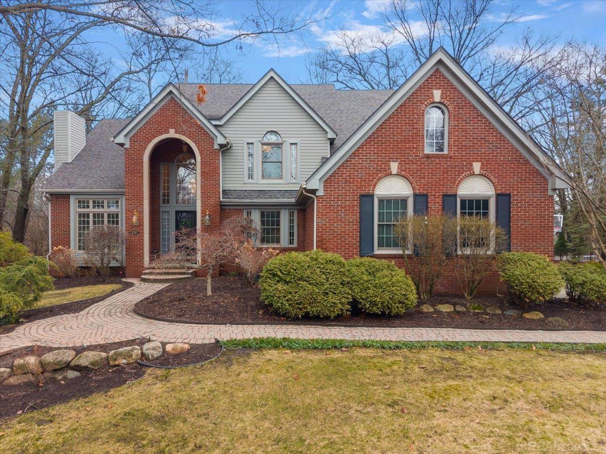 2757 W Bloomfield Oaks Drive, West Bloomfield, MI, 48324