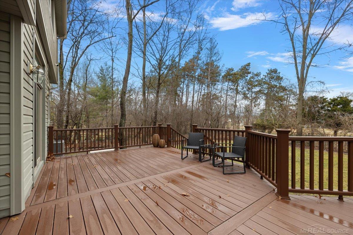 2757 W Bloomfield Oaks Drive, West Bloomfield, MI, 48324