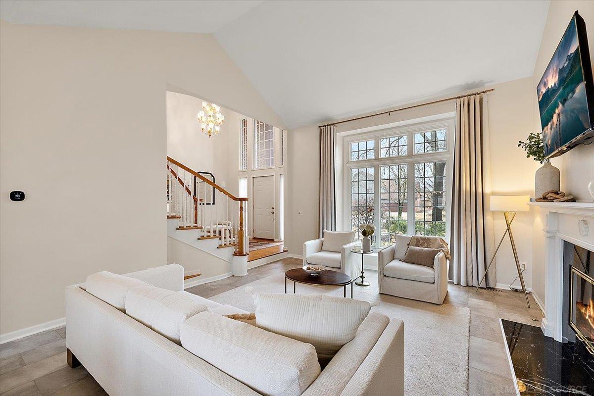 2757 W Bloomfield Oaks Drive, West Bloomfield, MI, 48324