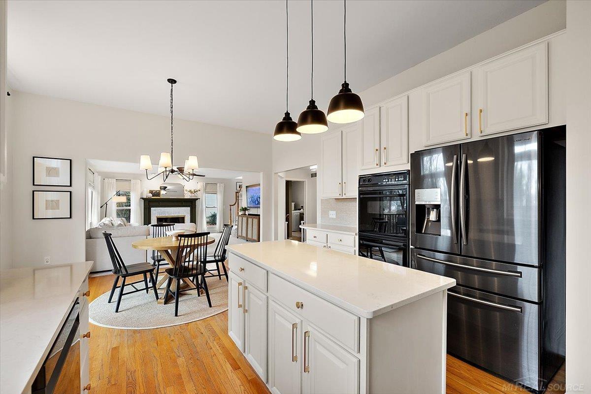 2757 W Bloomfield Oaks Drive, West Bloomfield, MI, 48324