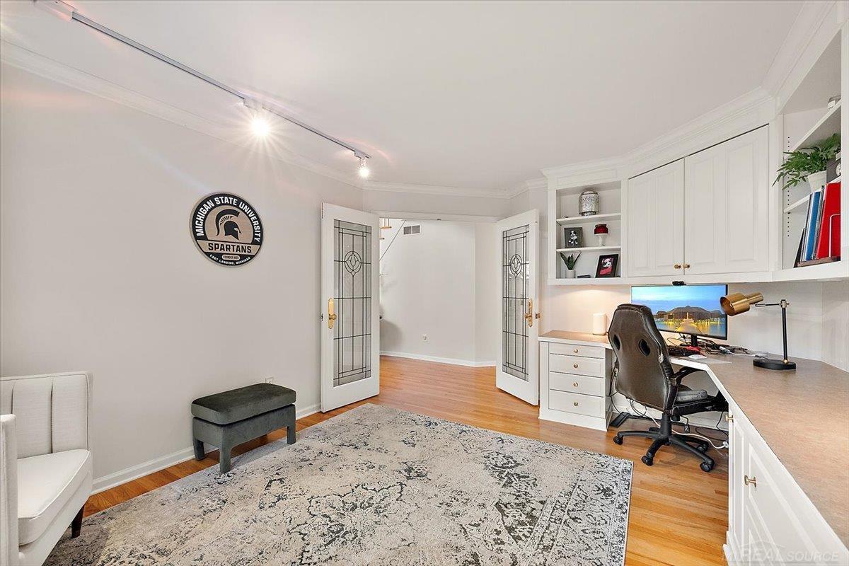 2757 W Bloomfield Oaks Drive, West Bloomfield, MI, 48324