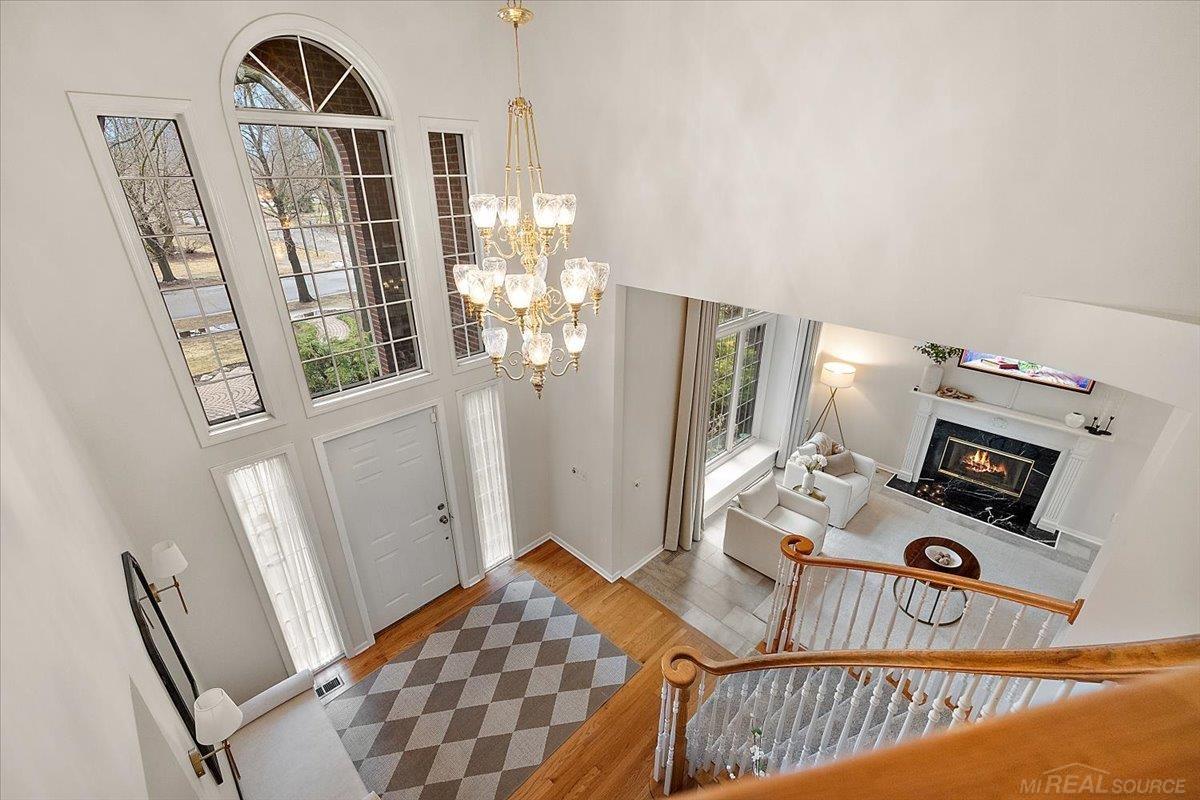 2757 W Bloomfield Oaks Drive, West Bloomfield, MI, 48324