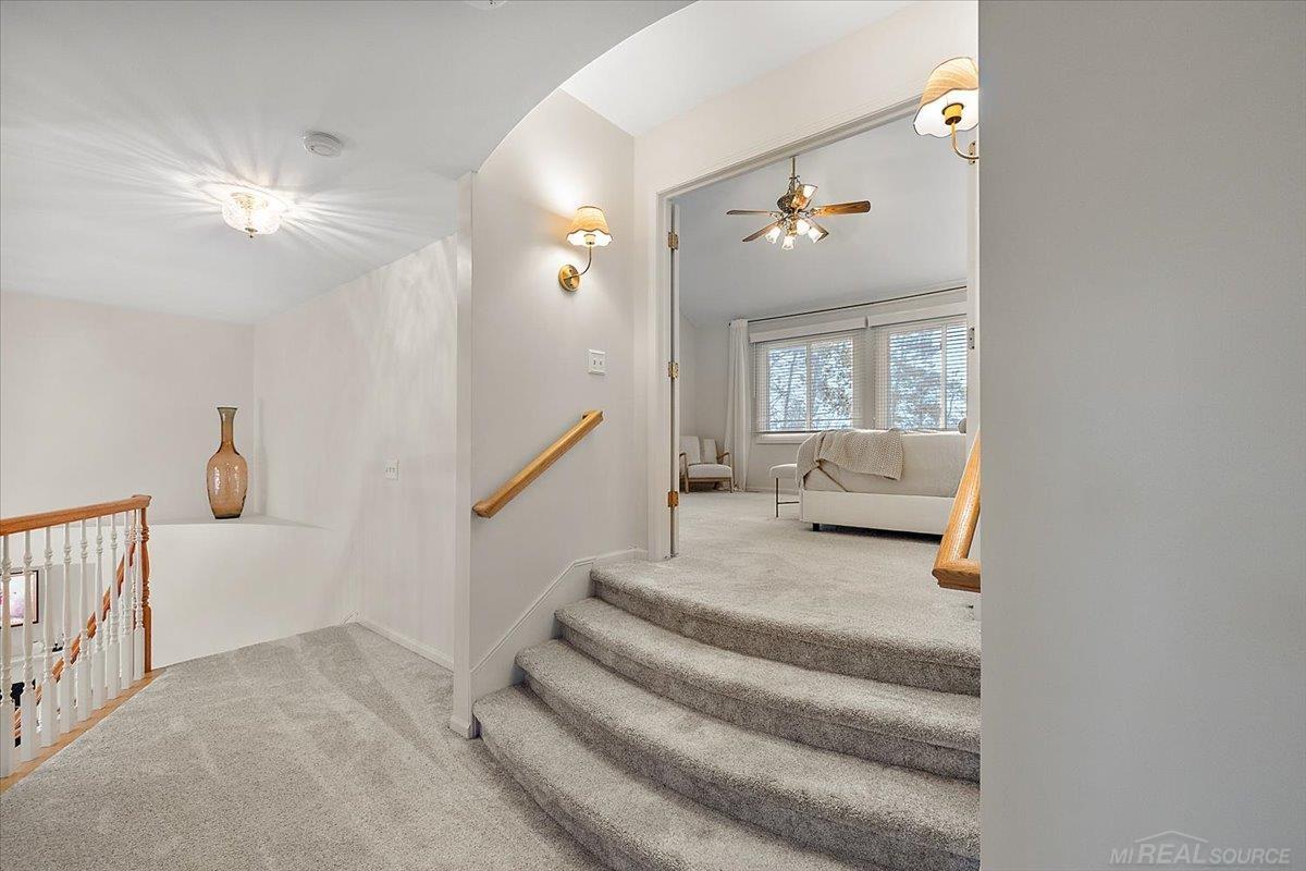 2757 W Bloomfield Oaks Drive, West Bloomfield, MI, 48324