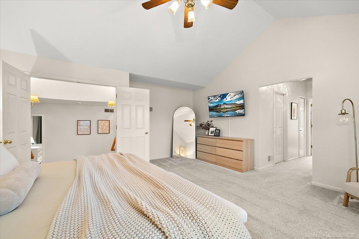 2757 W Bloomfield Oaks Drive, West Bloomfield, MI, 48324