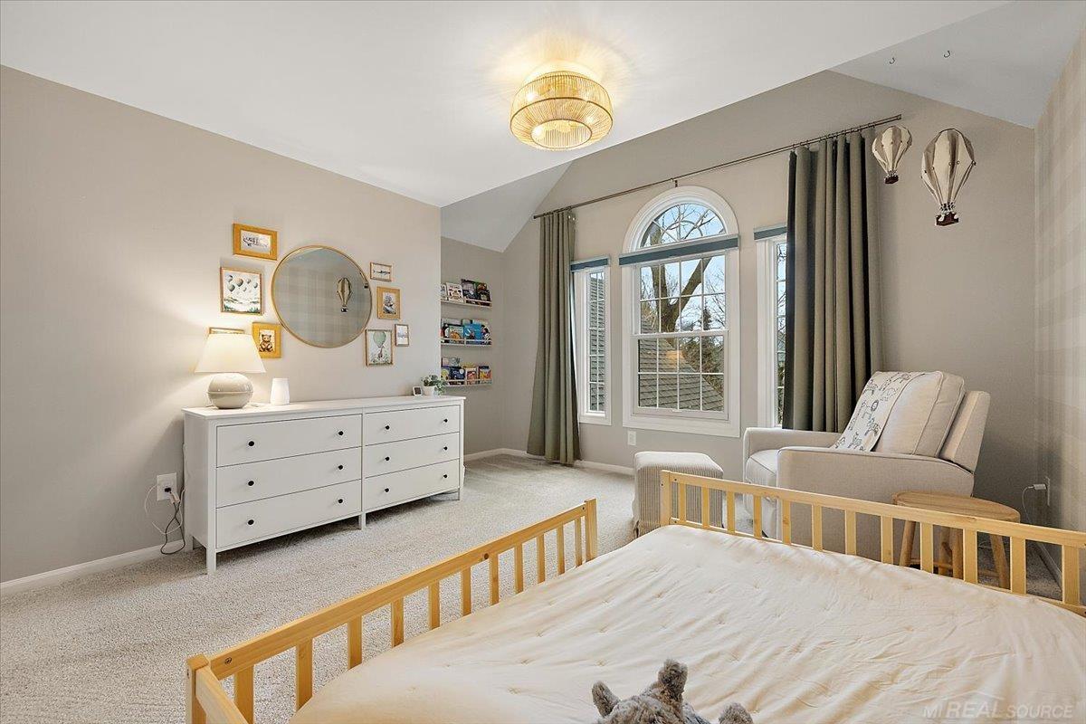 2757 W Bloomfield Oaks Drive, West Bloomfield, MI, 48324