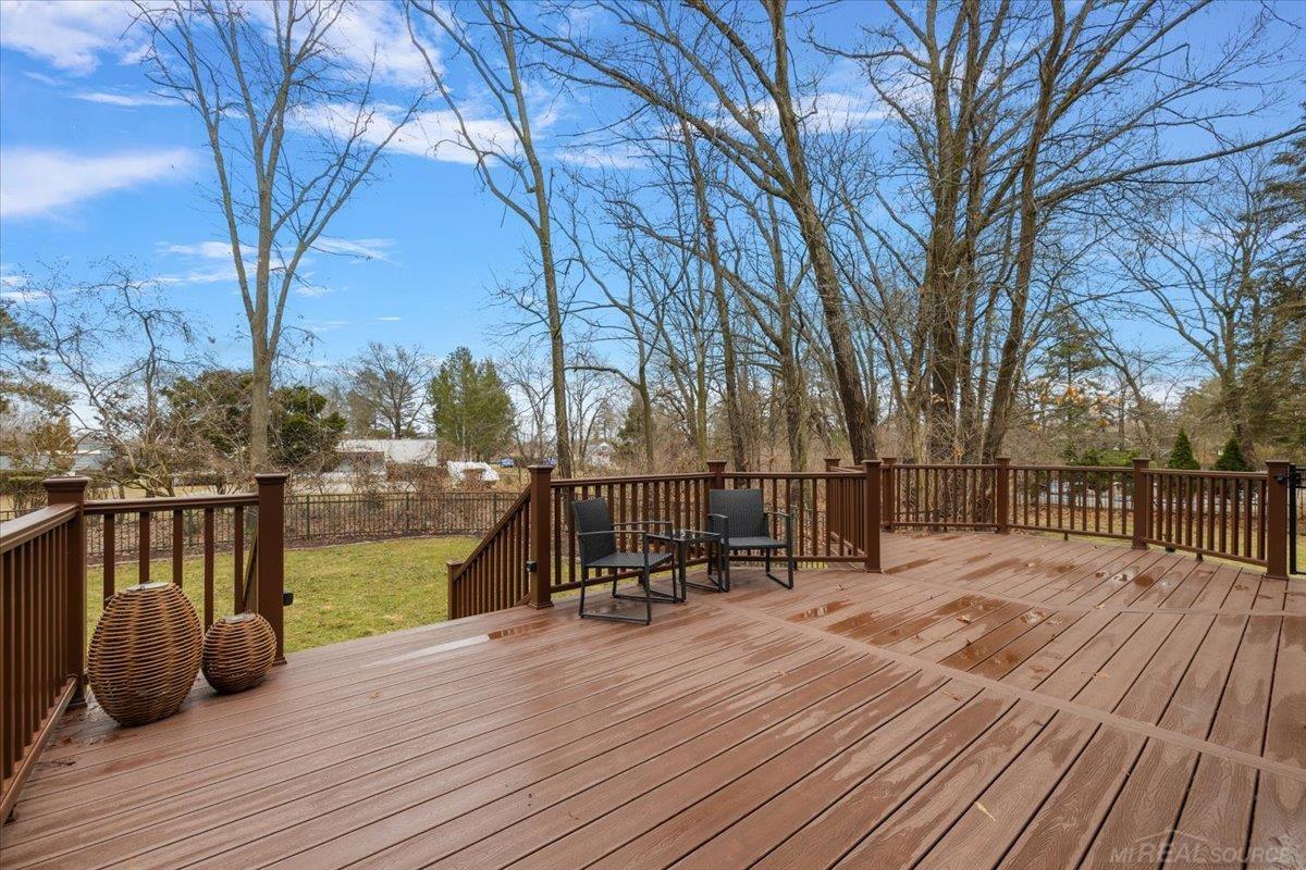 2757 W Bloomfield Oaks Drive, West Bloomfield, MI, 48324