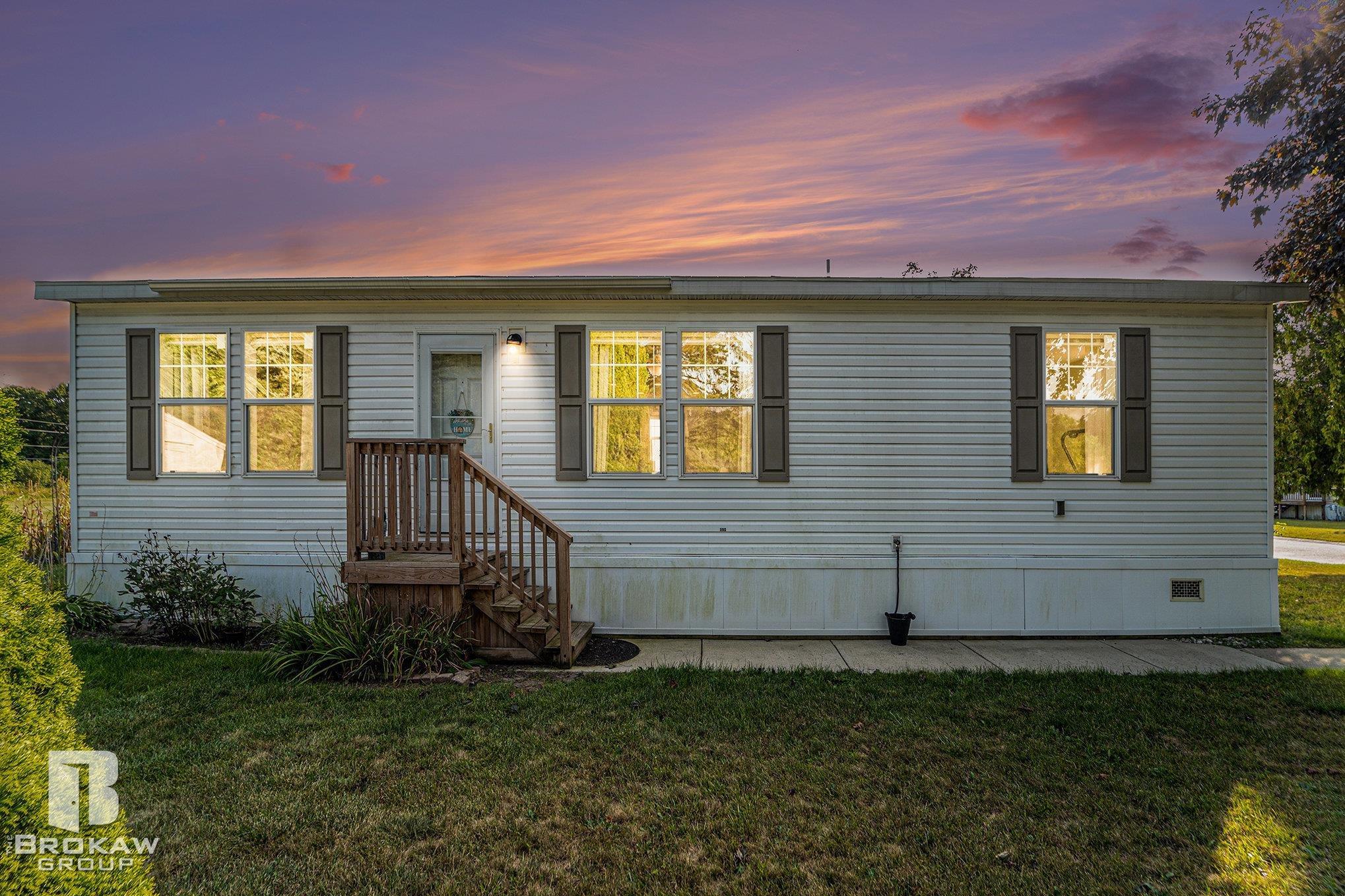 Homes for sale in Clarkston, MI | 4649 Butternut St, Clarkston, MI 48348 | MLS# 50201986