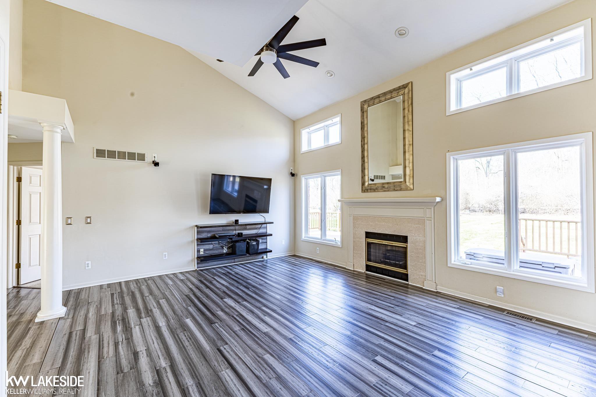 57289 Yorkshire Drive, Washington, MI, 48094