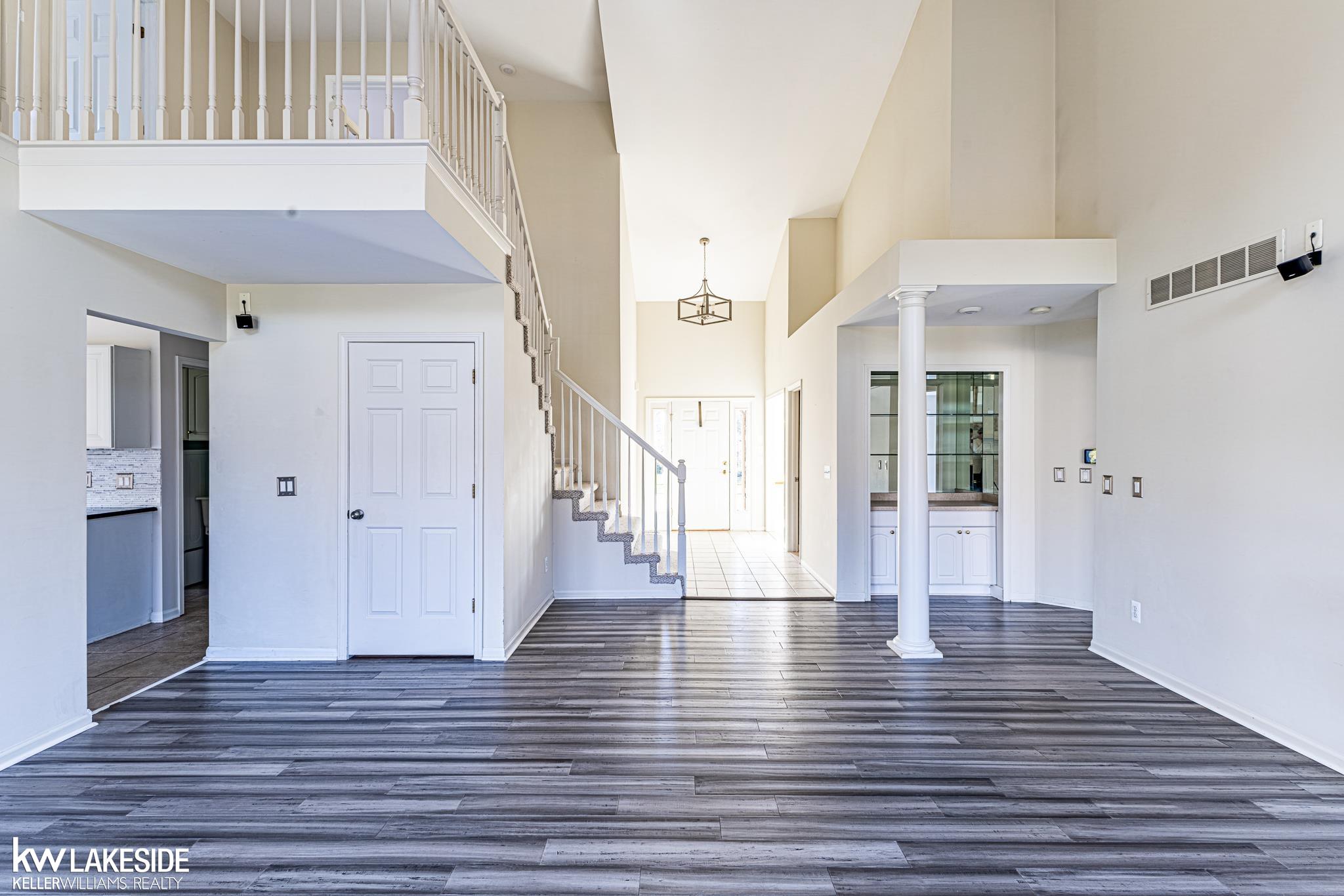 57289 Yorkshire Drive, Washington, MI, 48094