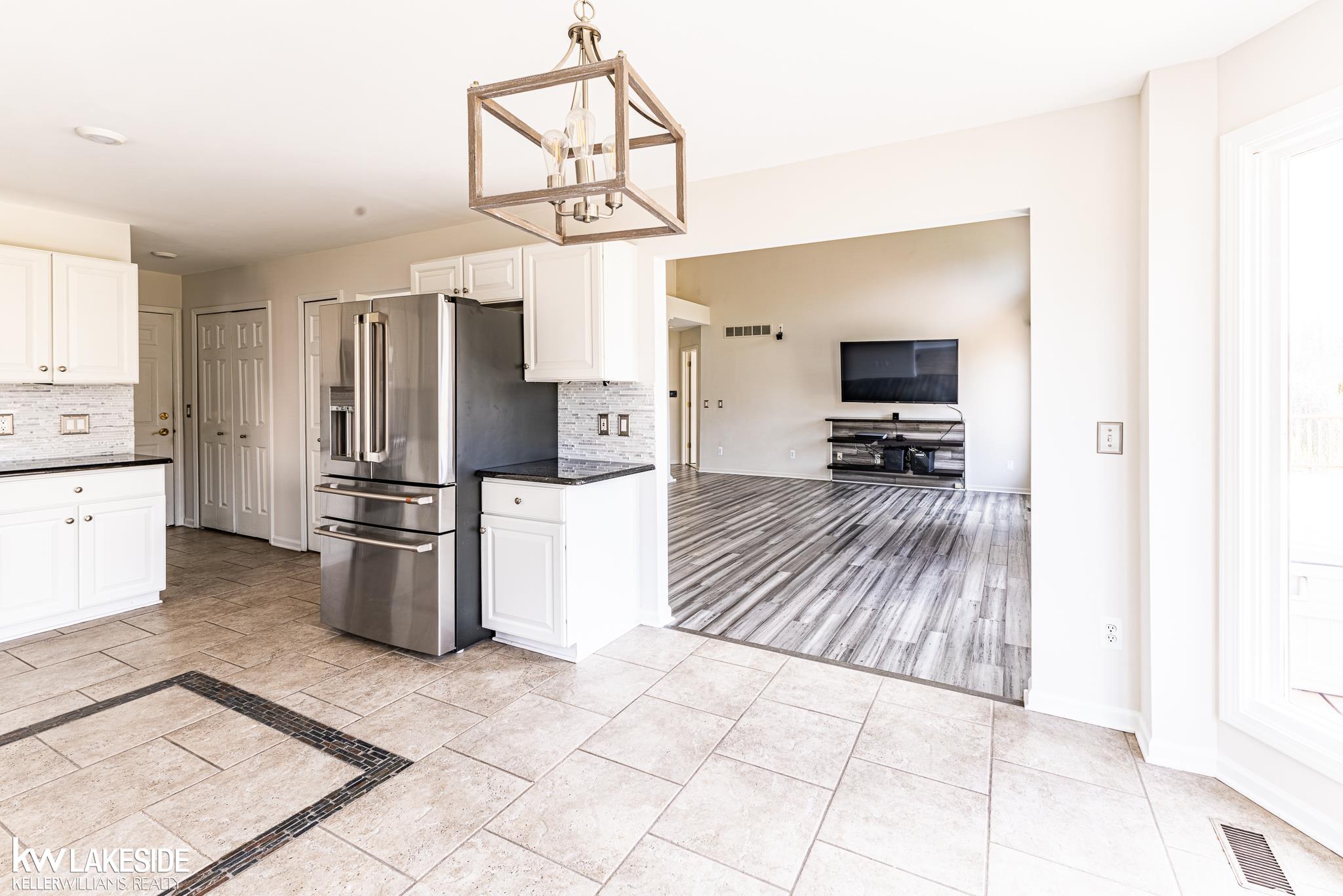 57289 Yorkshire Drive, Washington, MI, 48094