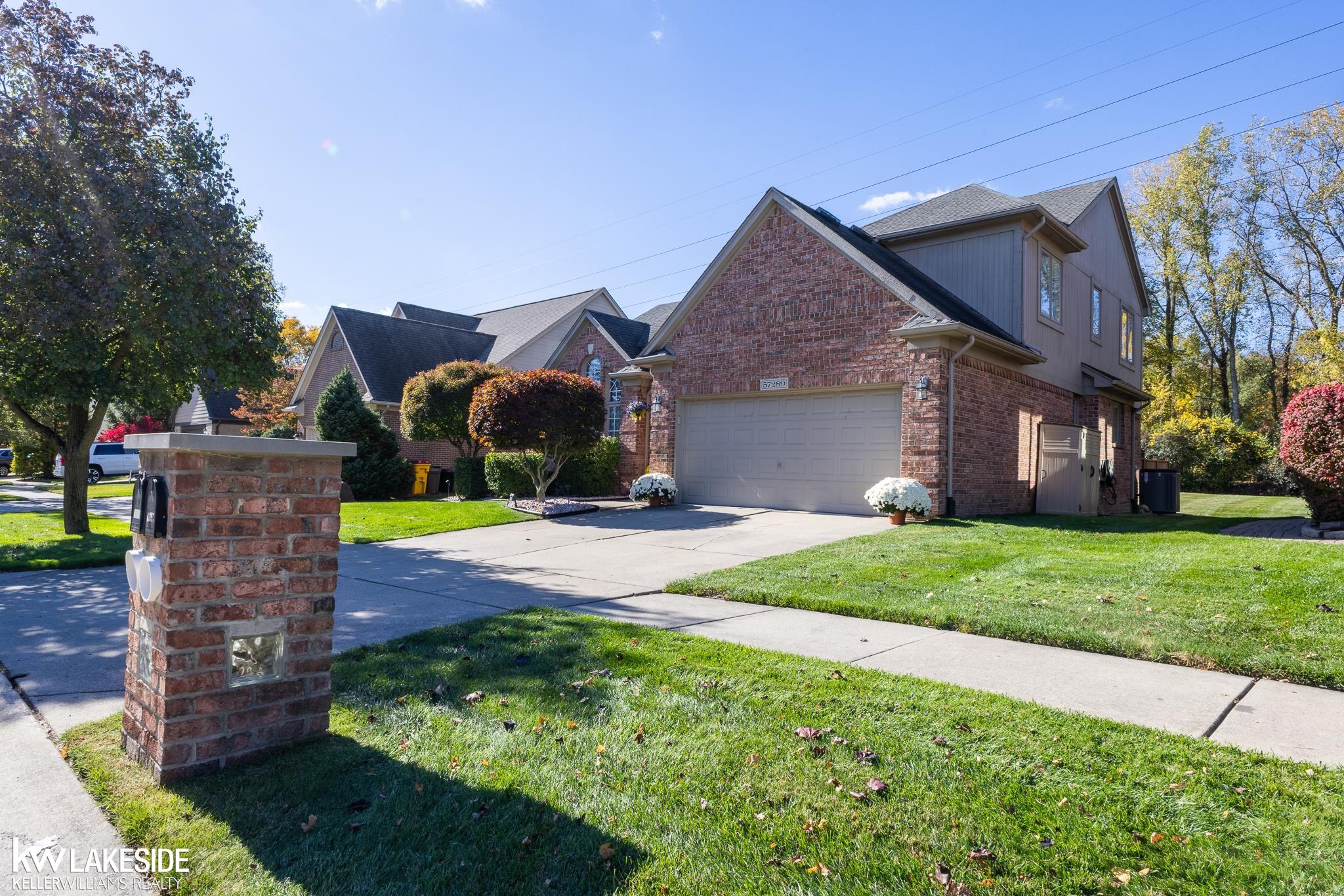 57289 Yorkshire Drive, Washington, MI, 48094