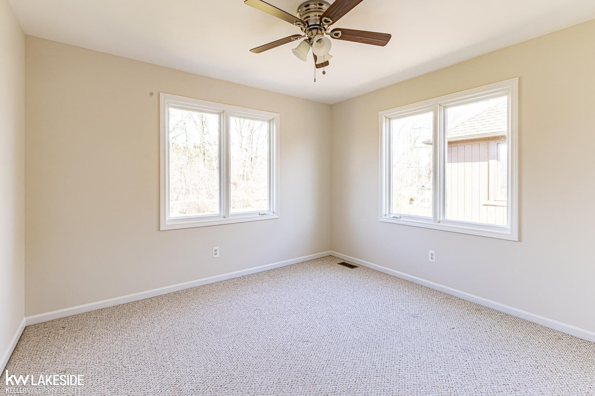 57289 Yorkshire Drive, Washington, MI, 48094