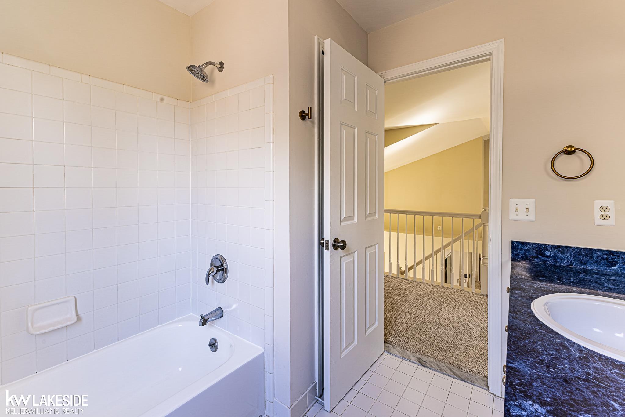 57289 Yorkshire Drive, Washington, MI, 48094