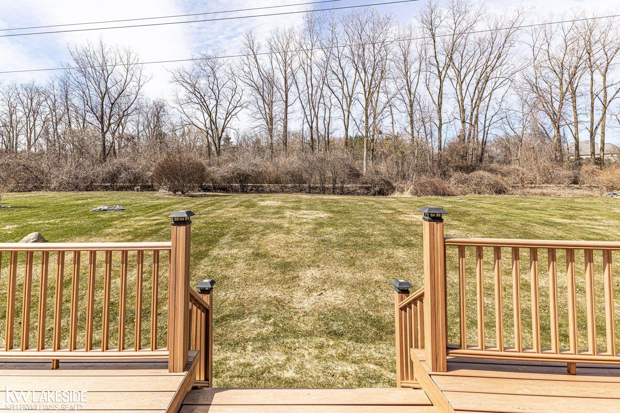 57289 Yorkshire Drive, Washington, MI, 48094