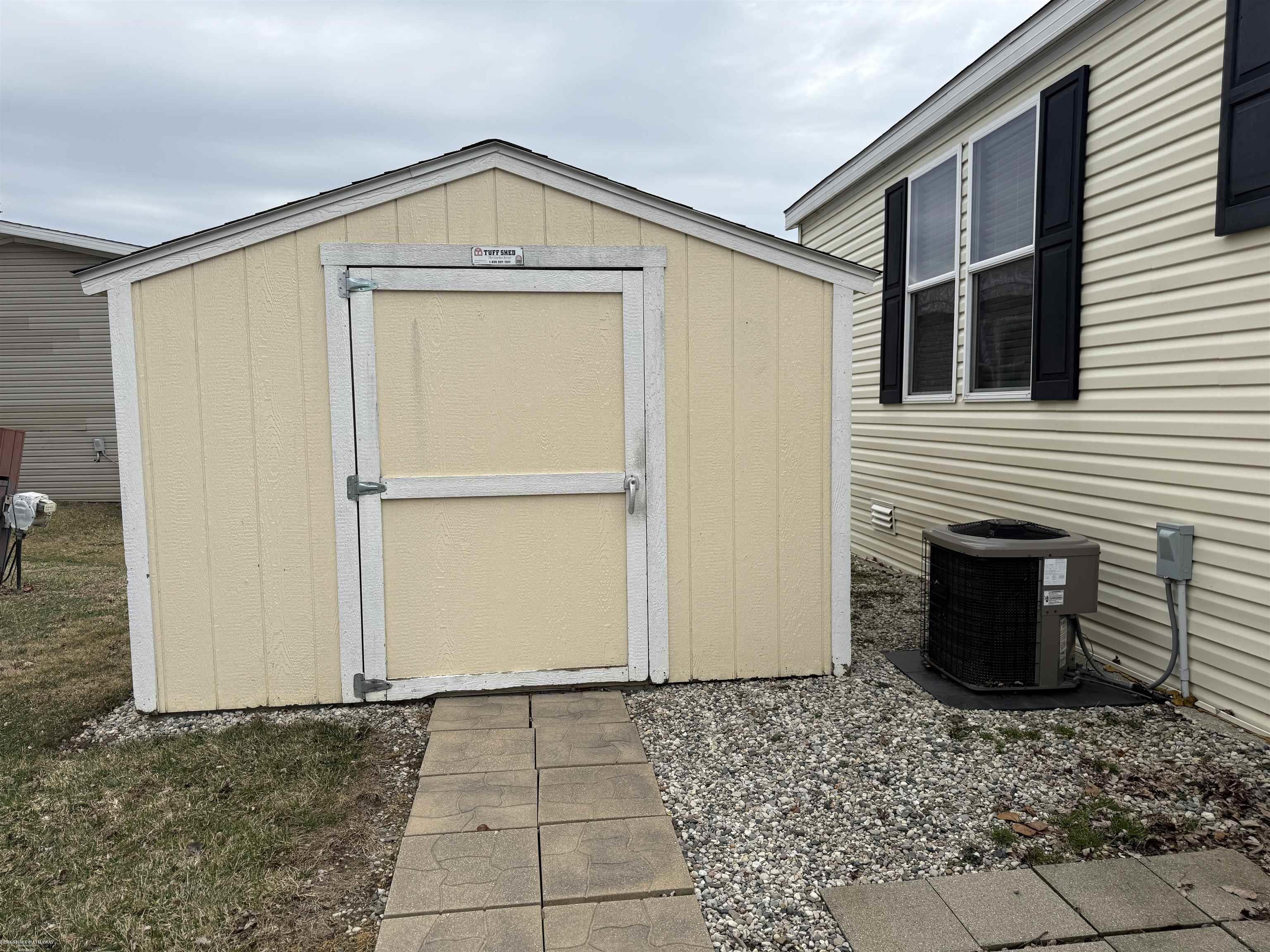 4539 Carlton Road, Sterling Heights, MI, 48310