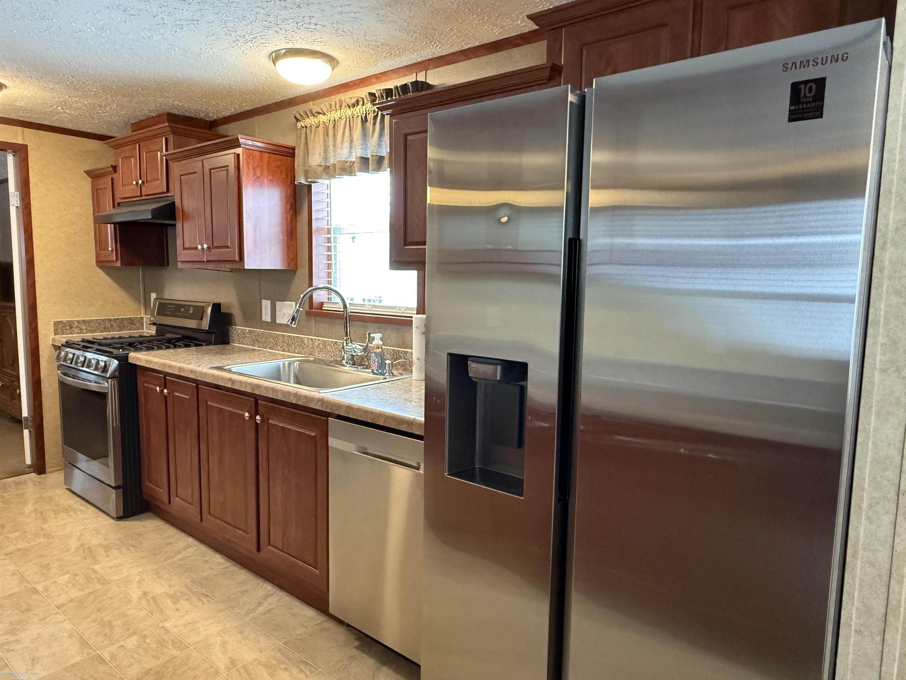 4539 Carlton Road, Sterling Heights, MI, 48310