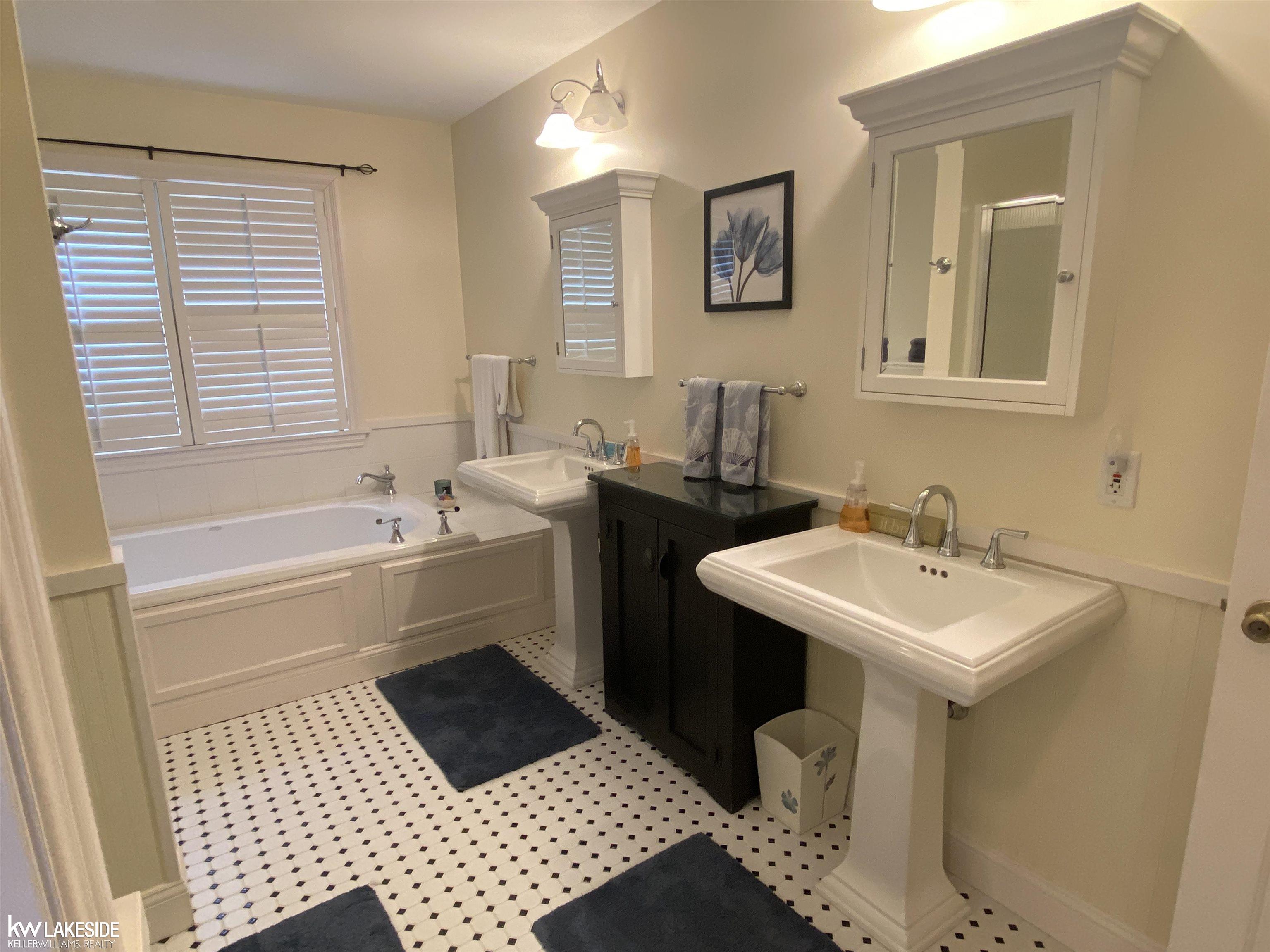 7072 Oak Bluff Drive, Caseville, MI, 48725