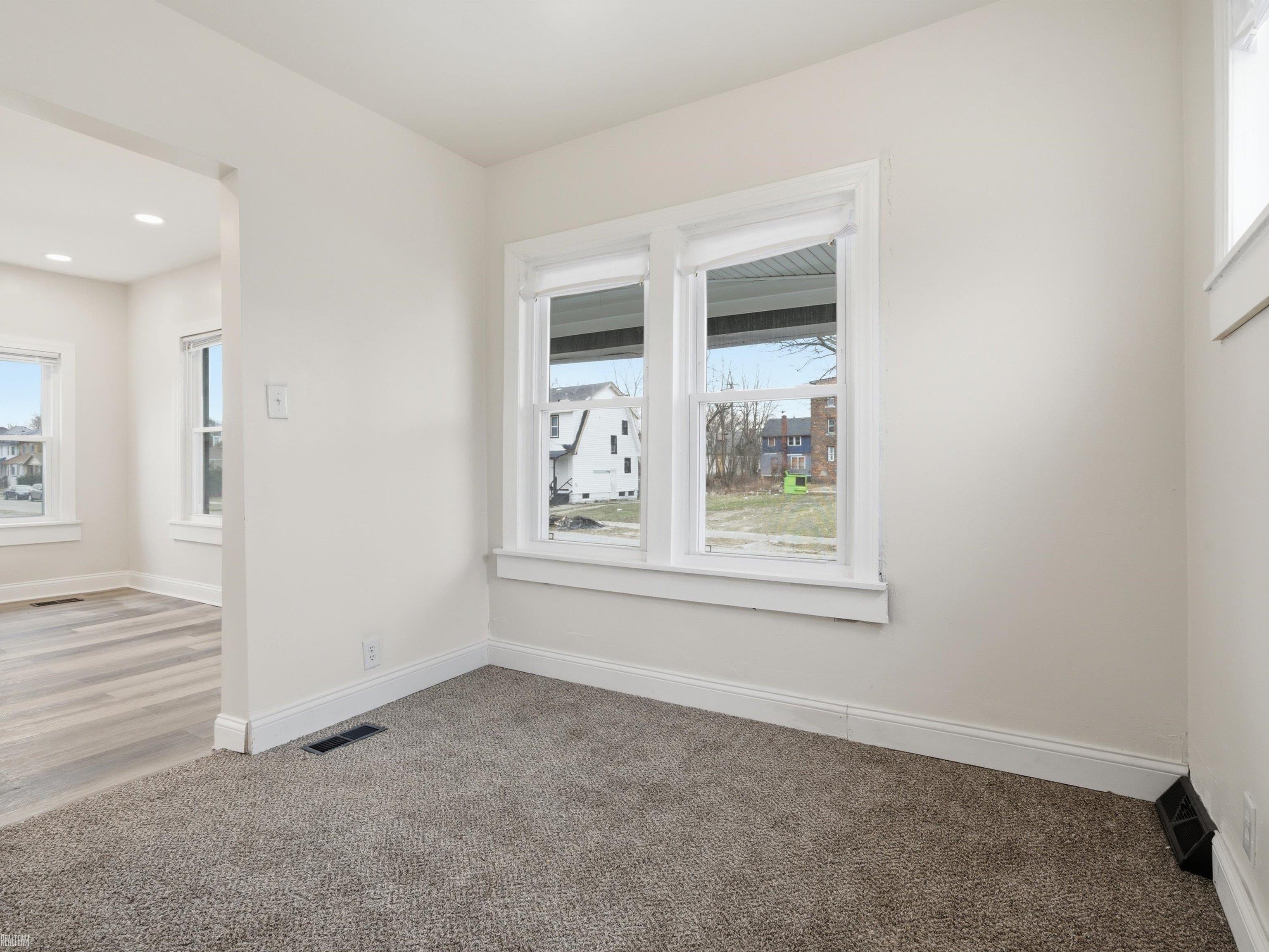 2334 Highland Street, Detroit, MI, 48206