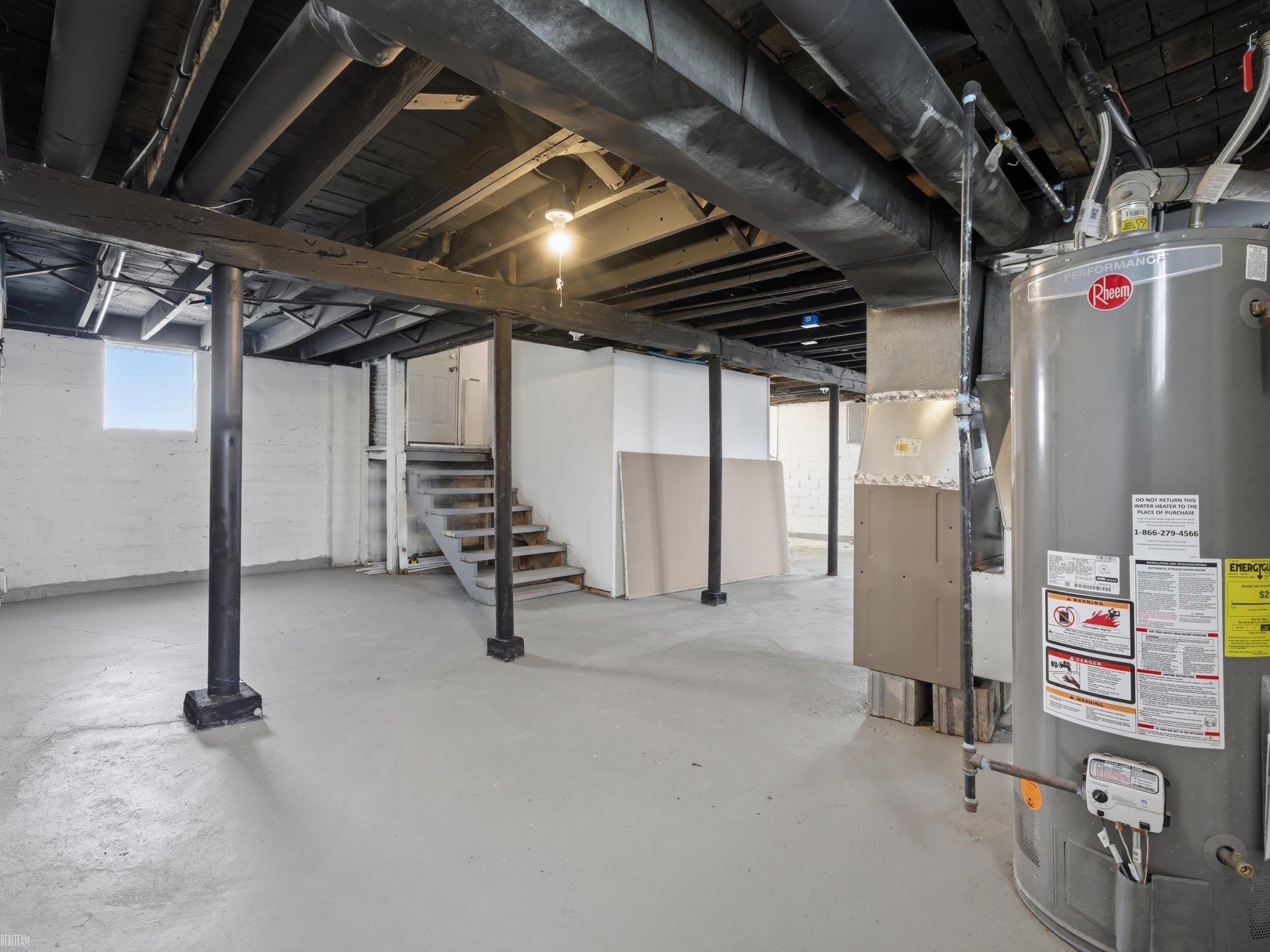 2334 Highland Street, Detroit, MI, 48206