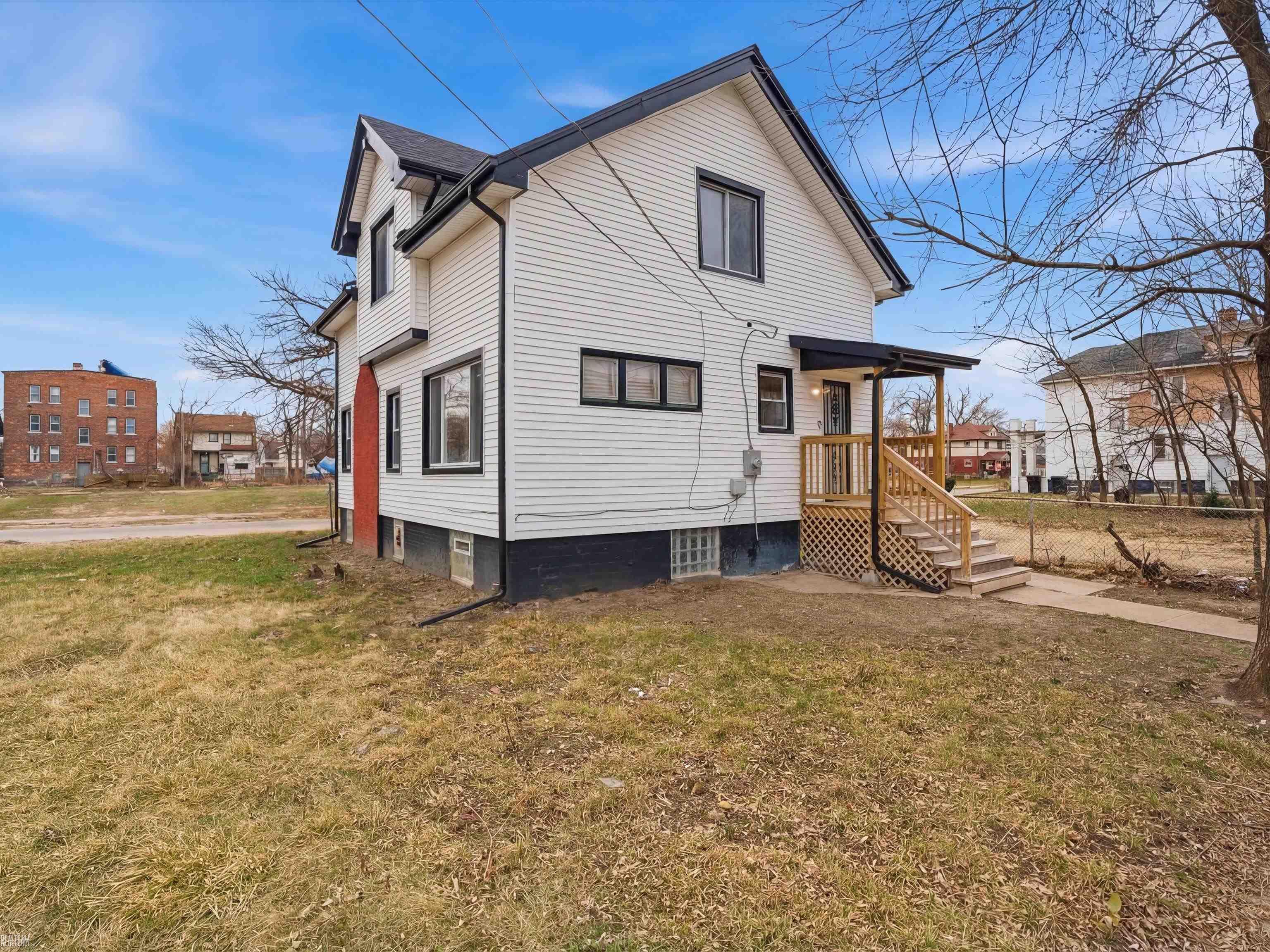 2334 Highland Street, Detroit, MI, 48206