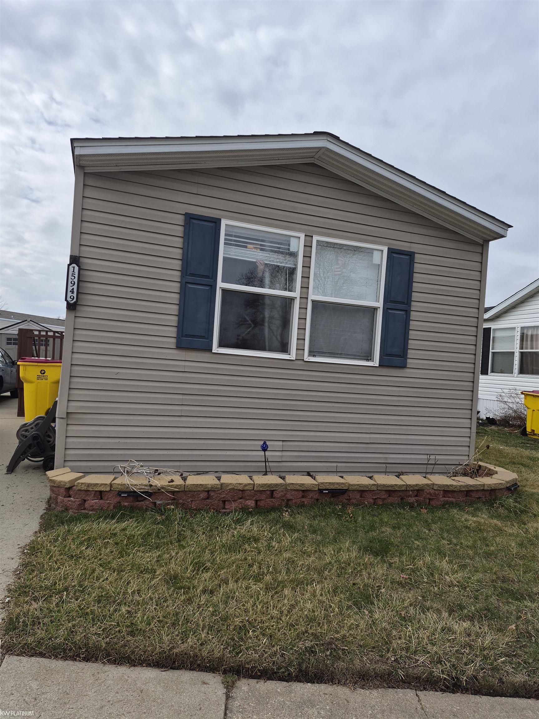 Homes for sale in Clinton Township, MI | 15949 Charlemagne Ave, Clinton Township, MI 48038 | MLS# 50202044