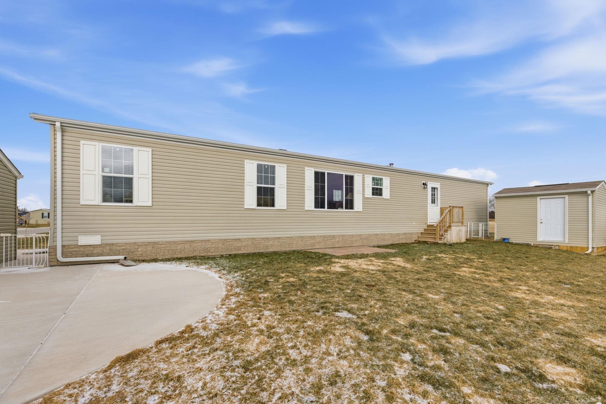 Homes for sale in Marysville, MI | 284 Rosebud Ct, Marysville, MI 48060 | MLS# 50202049