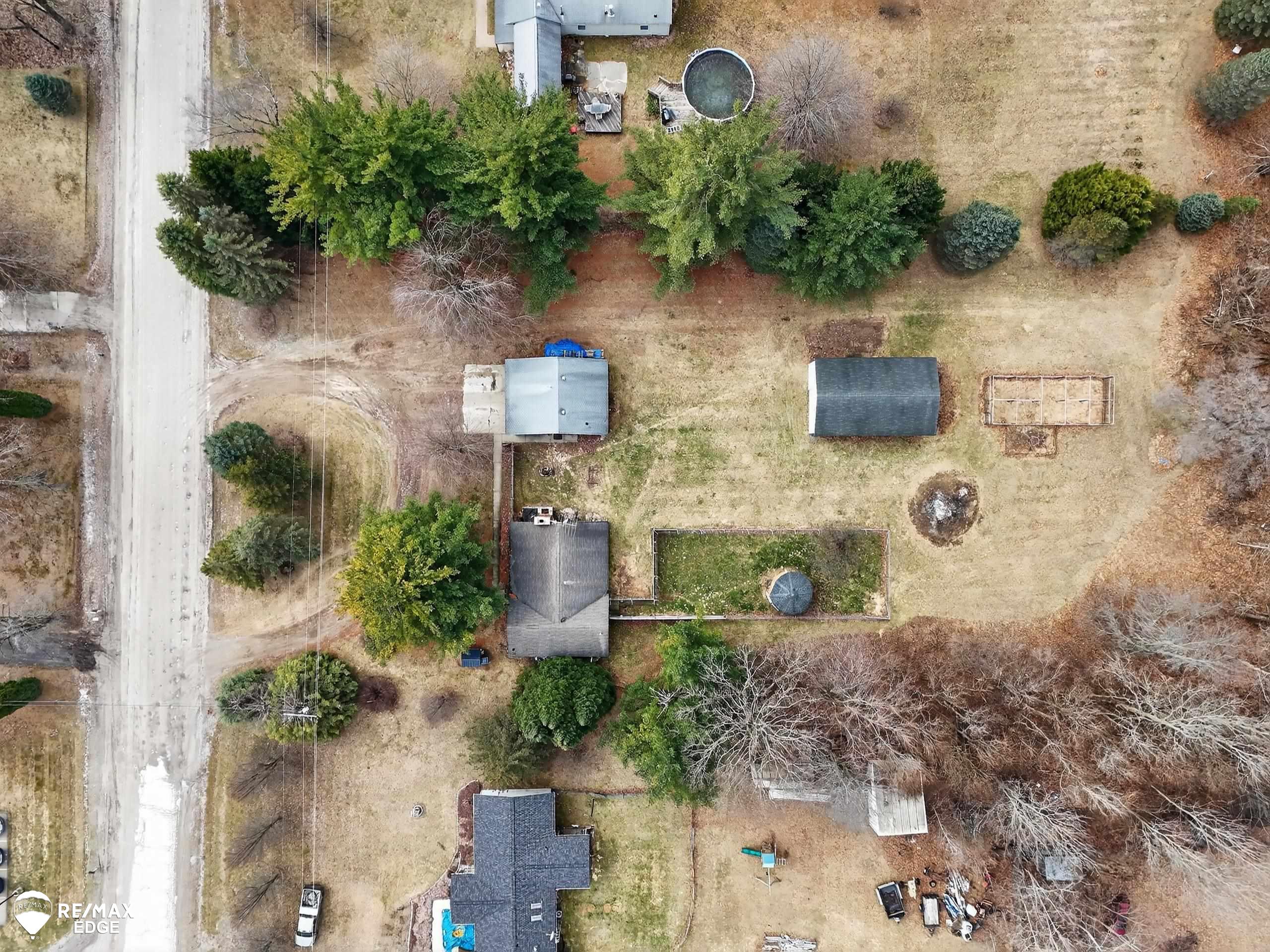 494 W Barnes Lake Road