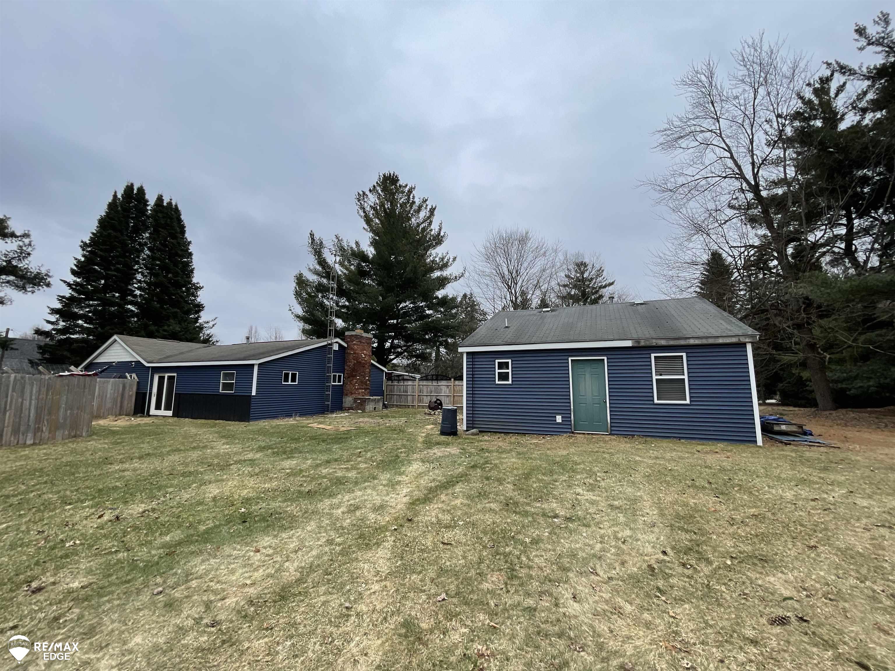 494 W Barnes Lake Road photo 13