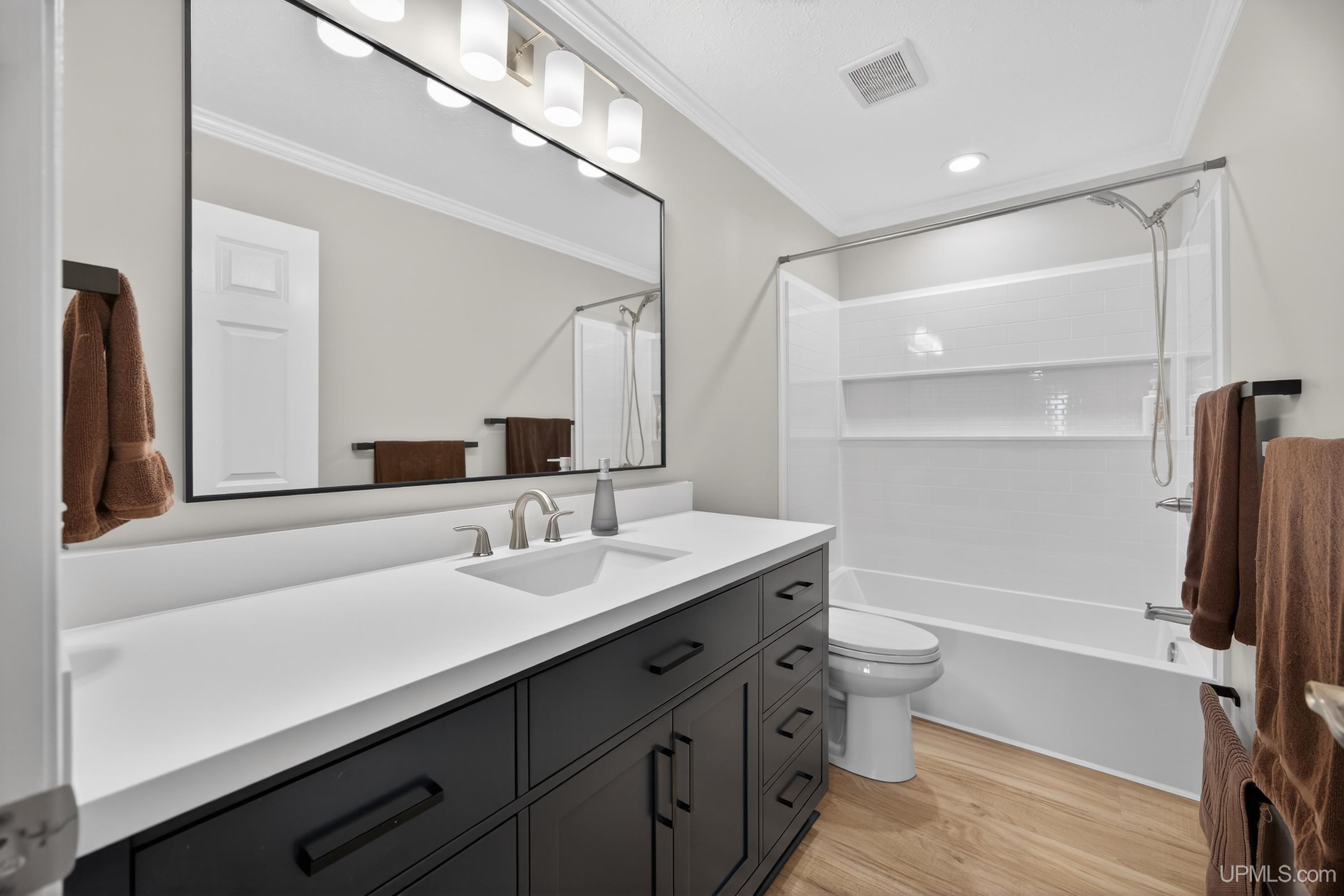 1028 Crestwood Drive, Hancock, MI, 49930