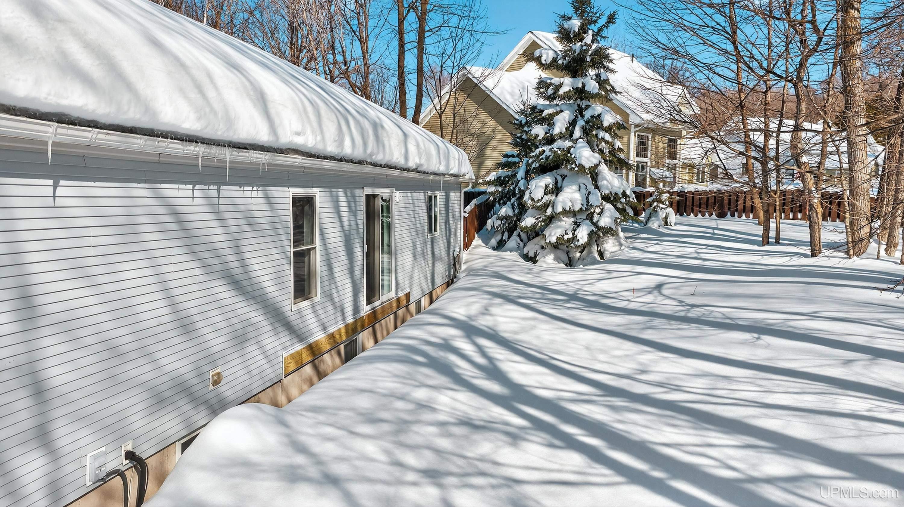 1028 Crestwood Drive, Hancock, MI, 49930