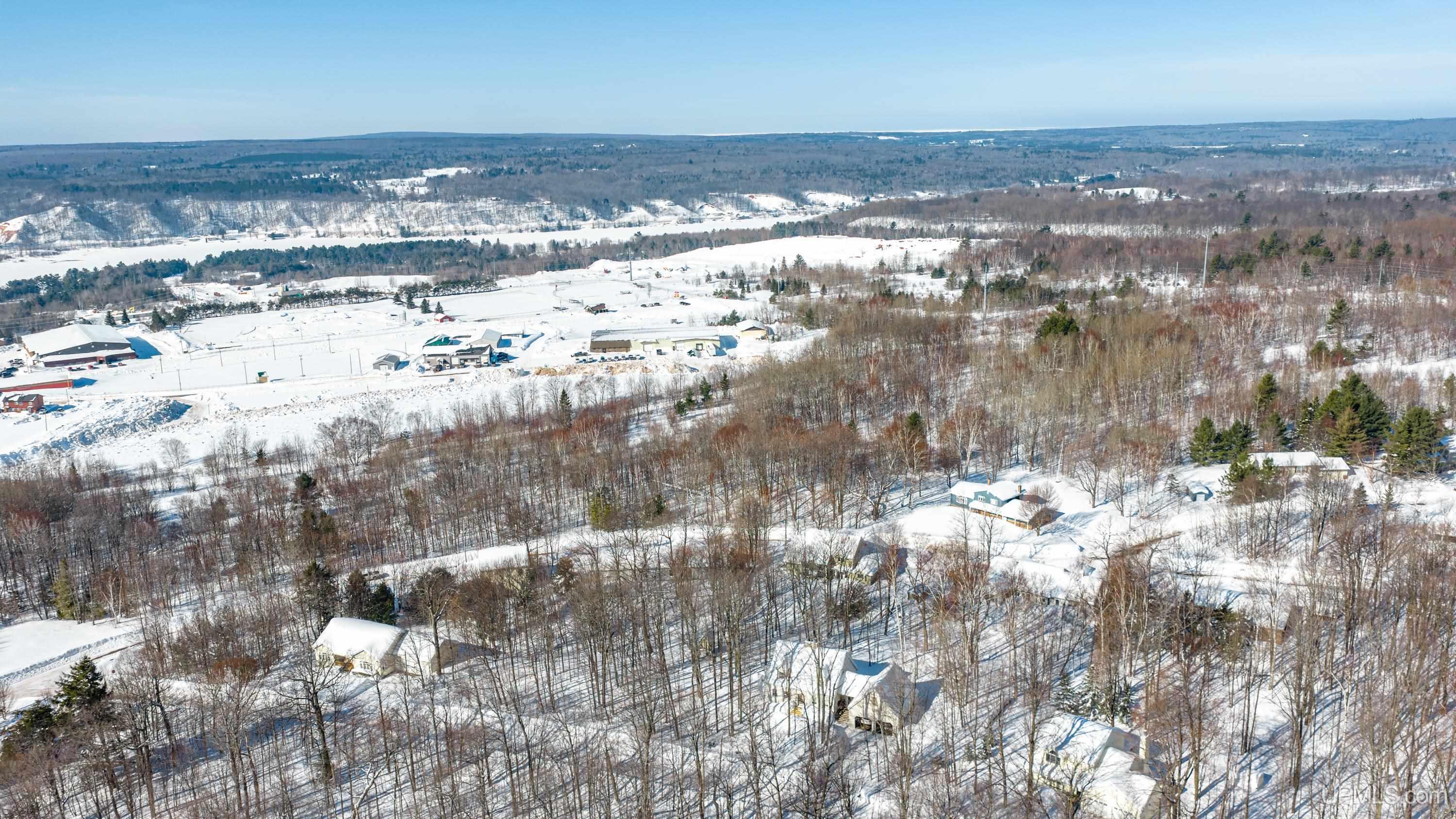 1028 Crestwood Drive, Hancock, MI, 49930