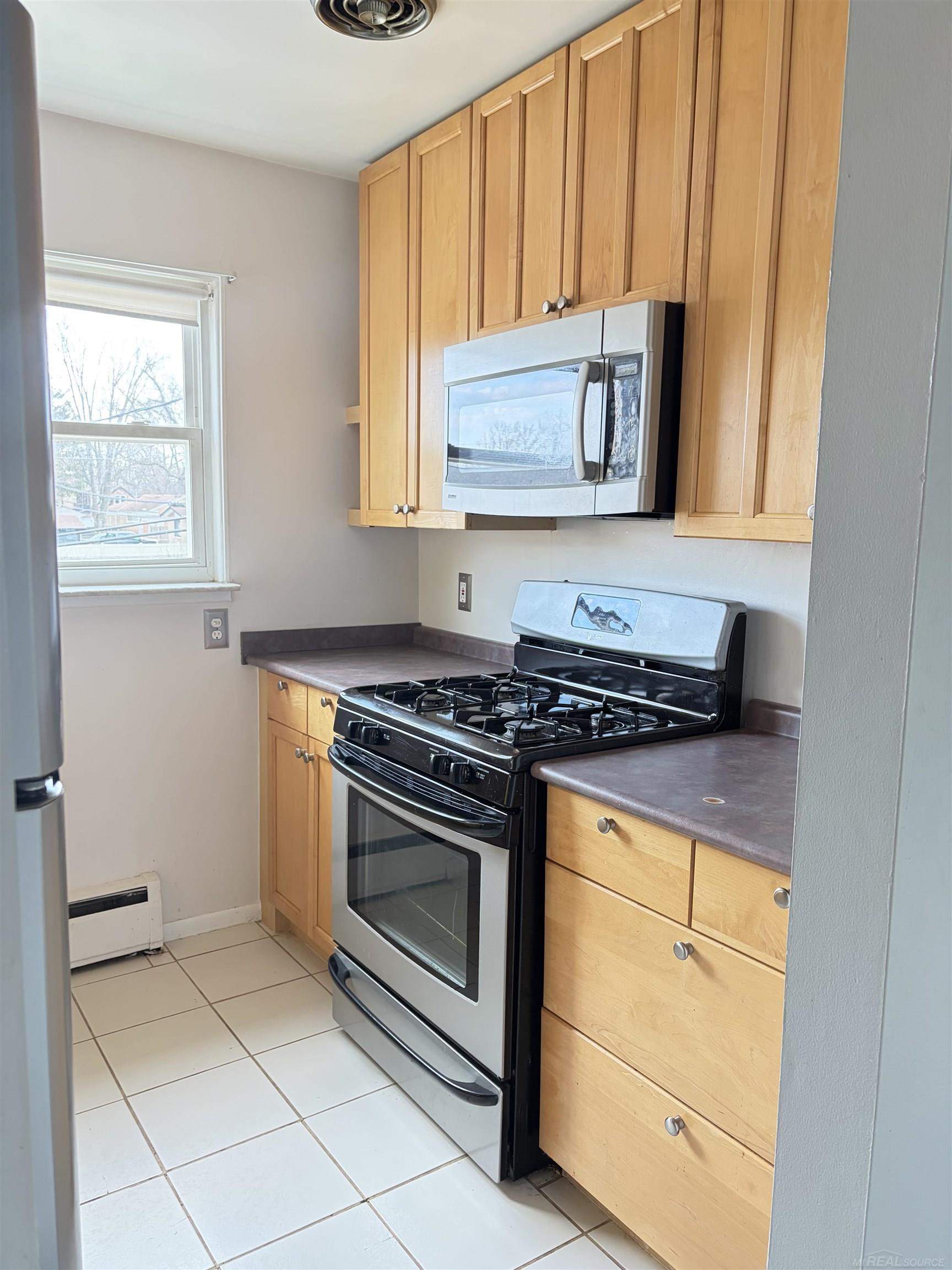 Homes for sale in Royal Oak, MI | 3219 Benjamin Ave #Unit 11, Royal Oak, MI 48073 | MLS# 50202063