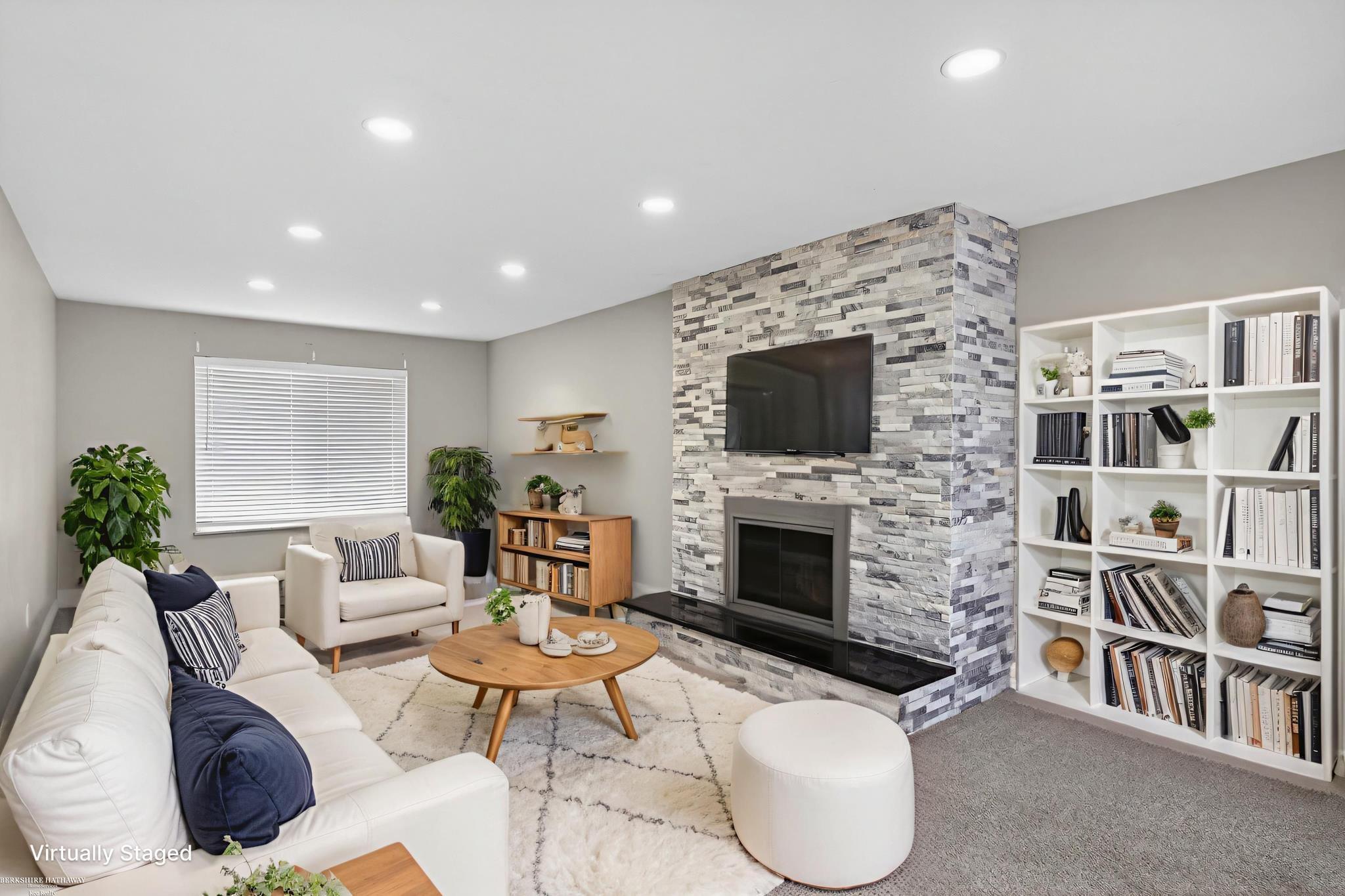 32645 Northampton Drive, Warren, MI, 48093