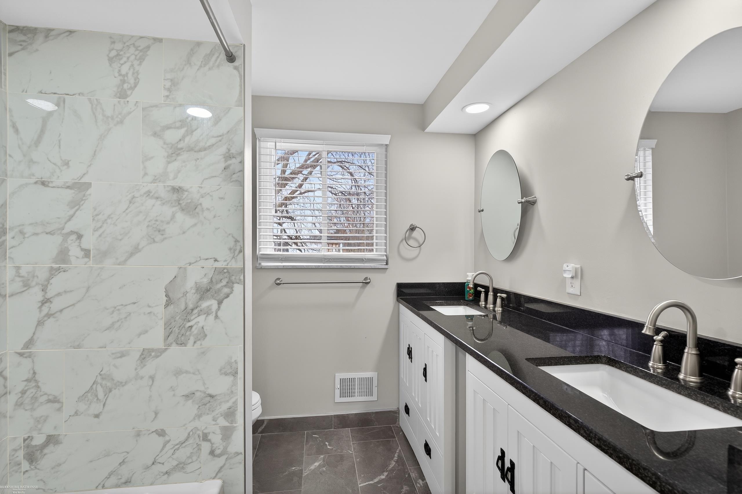 32645 Northampton Drive, Warren, MI, 48093