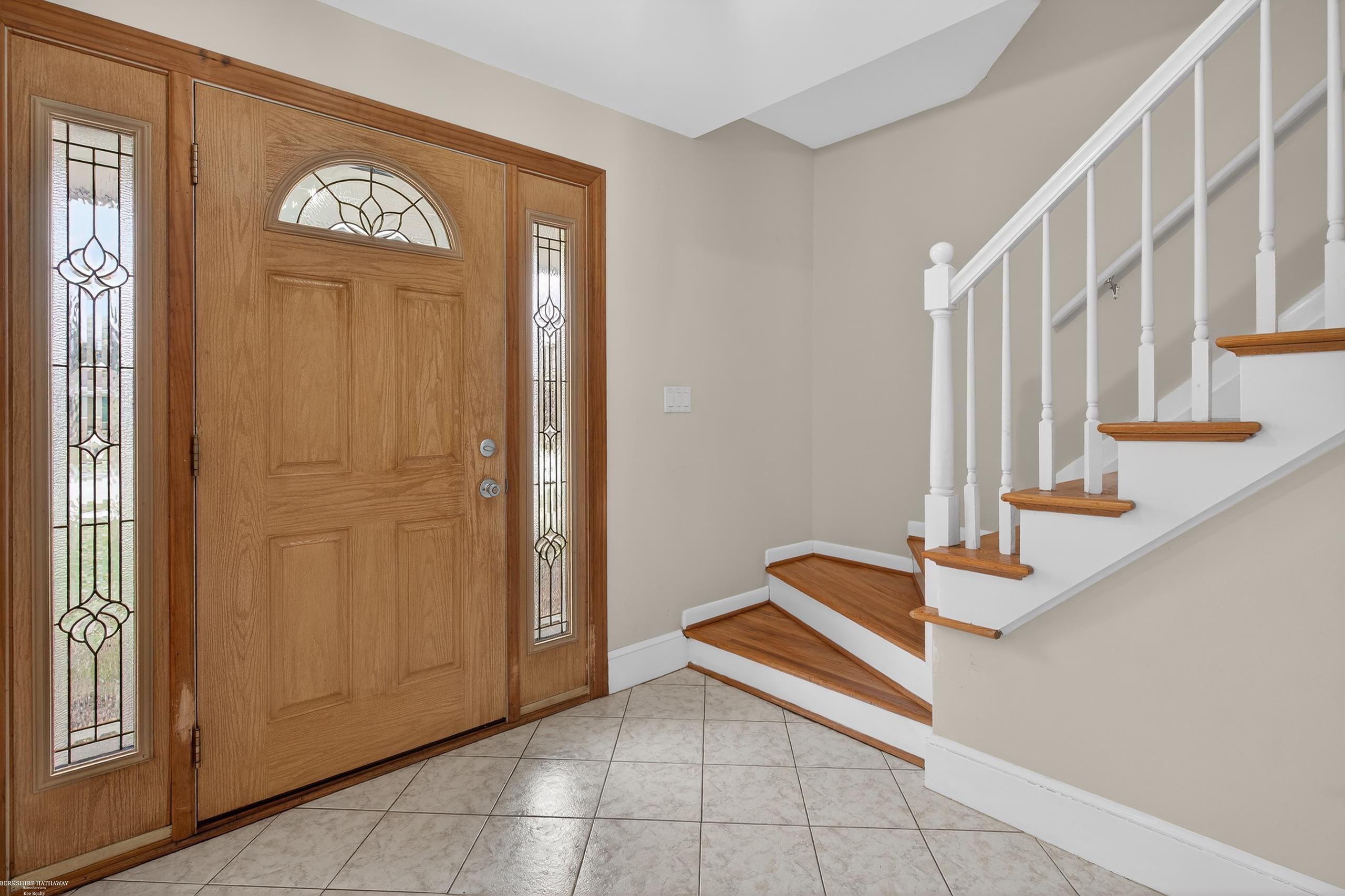 32645 Northampton Drive, Warren, MI, 48093