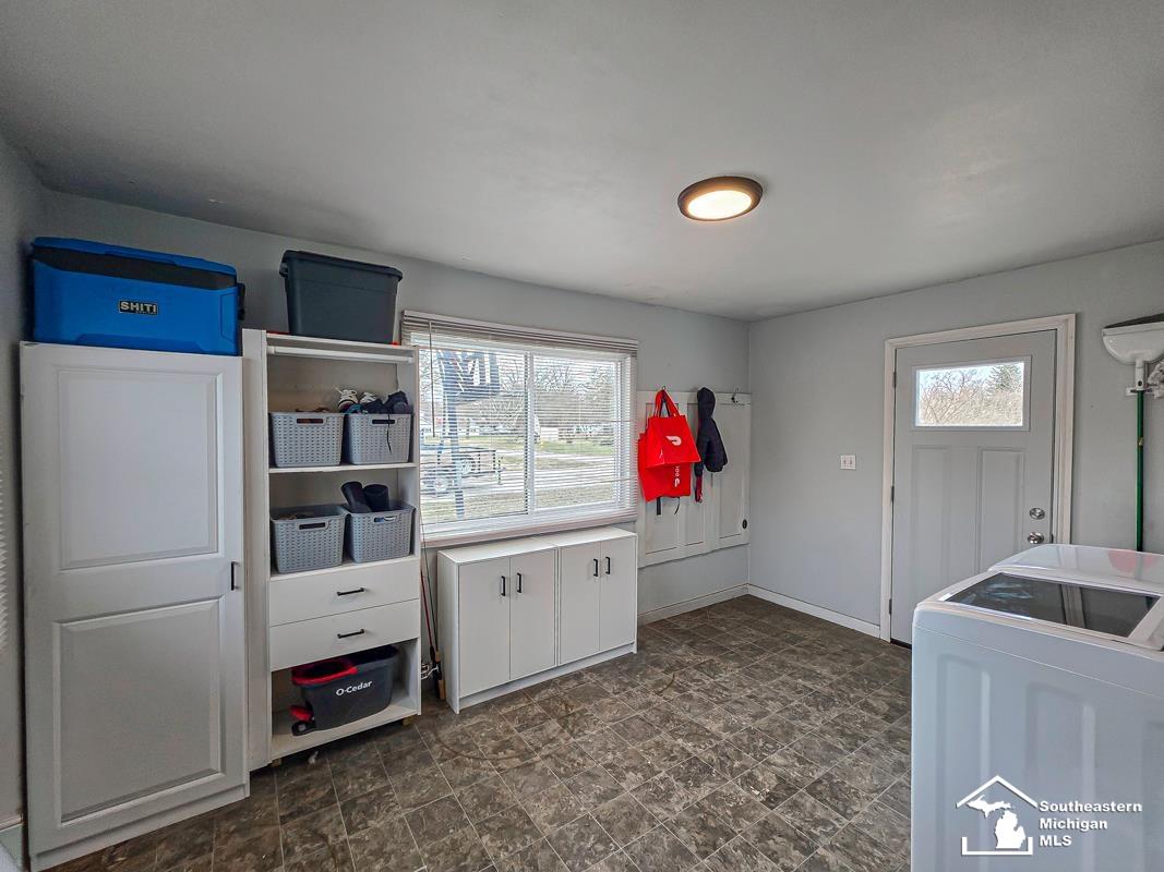 7100 Taylor Avenue, Temperance, MI, 48182