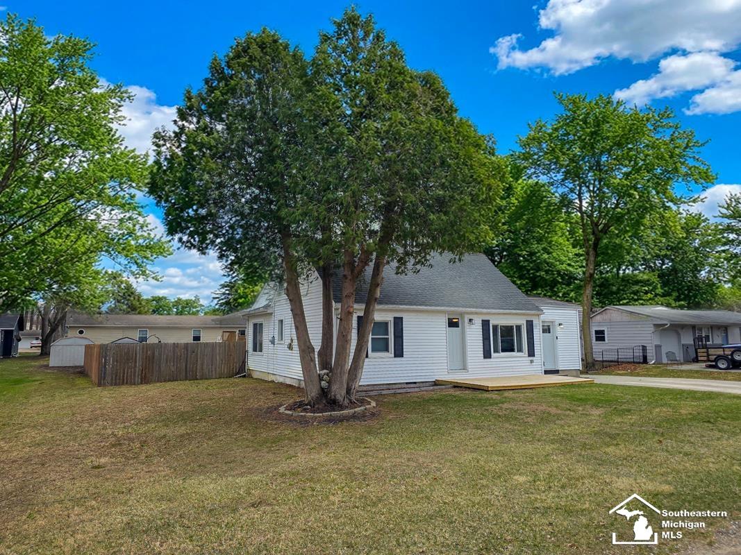 7100 Taylor Avenue, Temperance, MI, 48182