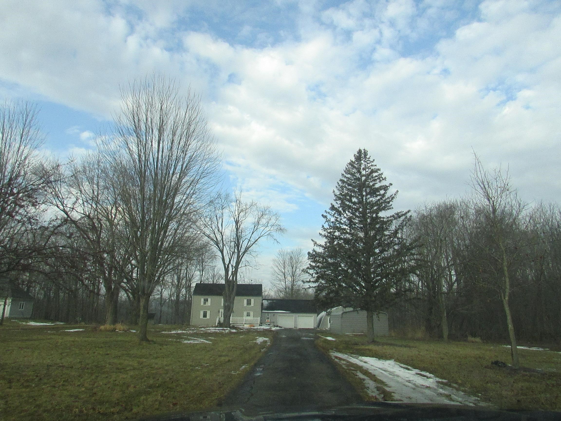 442 E Jones Street, Ionia, MI, 48846-1312