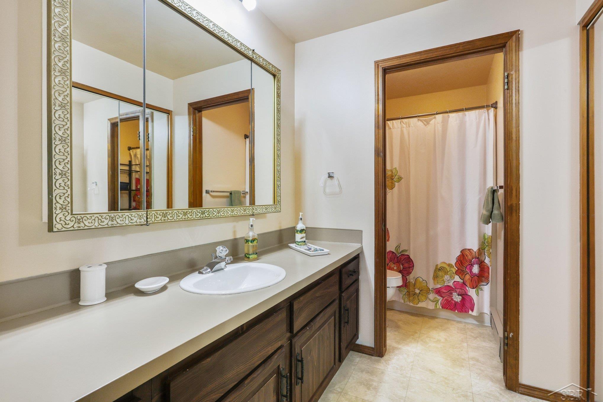 945 Kennely Road UNIT&nbsp;I-139, Saginaw, MI, 48609