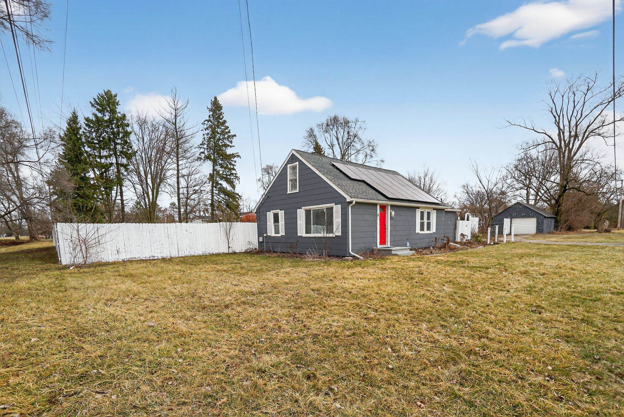 Homes for sale in Flushing, MI | 5322 N Elms Rd, Flushing, MI 48433 | MLS# 50202102