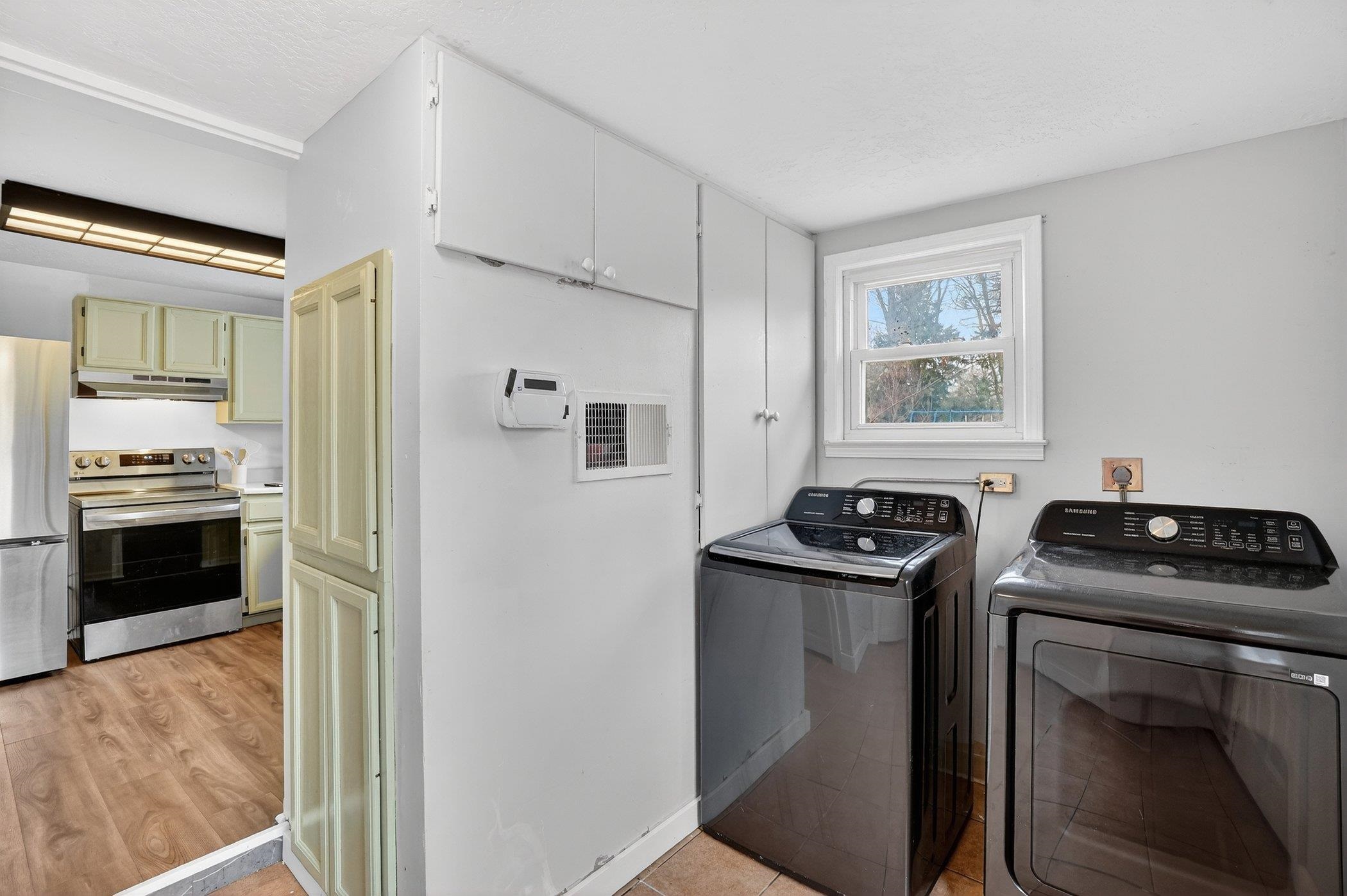 5322 N Elms Road, Flushing, MI, 48433