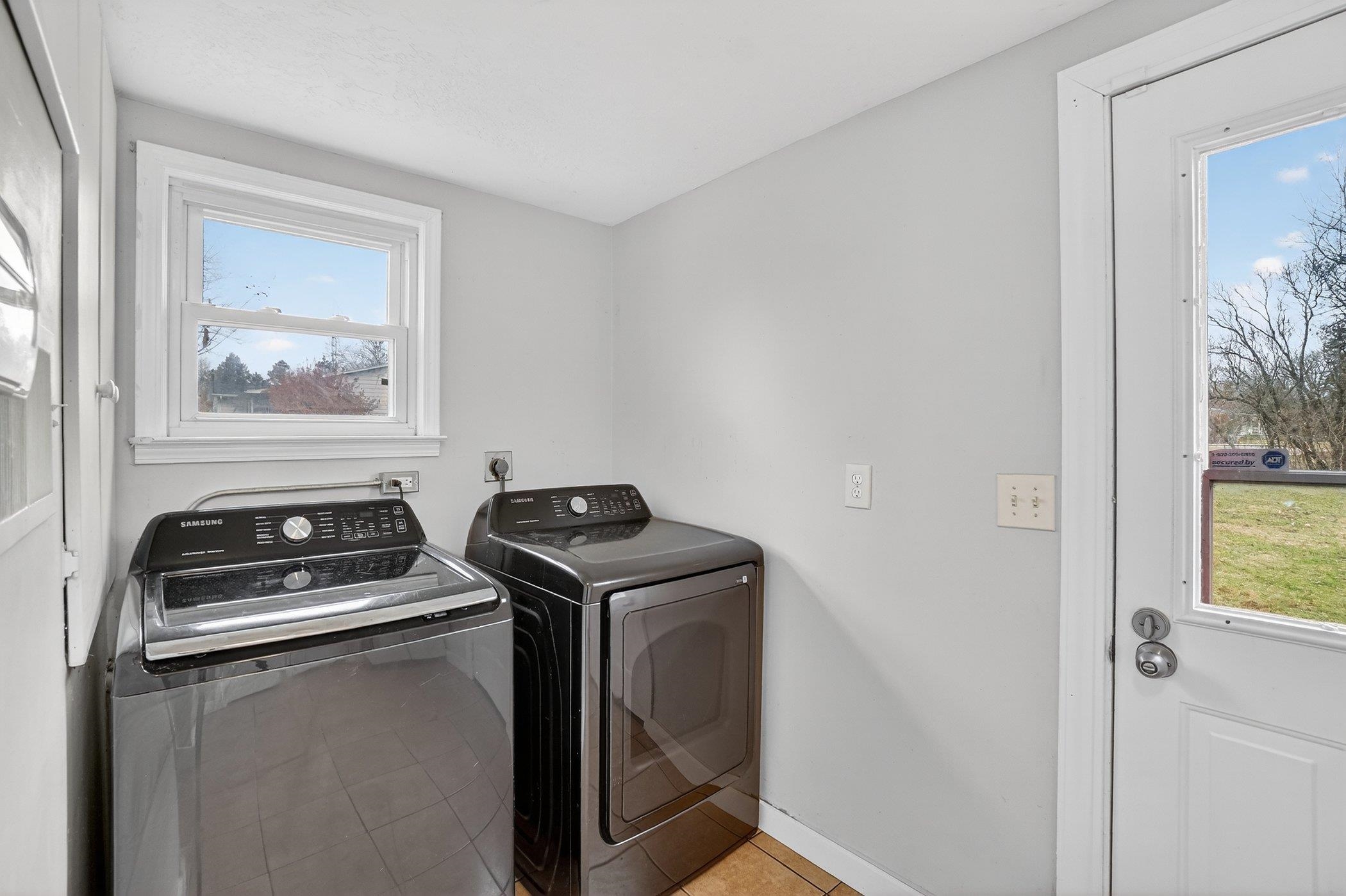 5322 N Elms Road, Flushing, MI, 48433