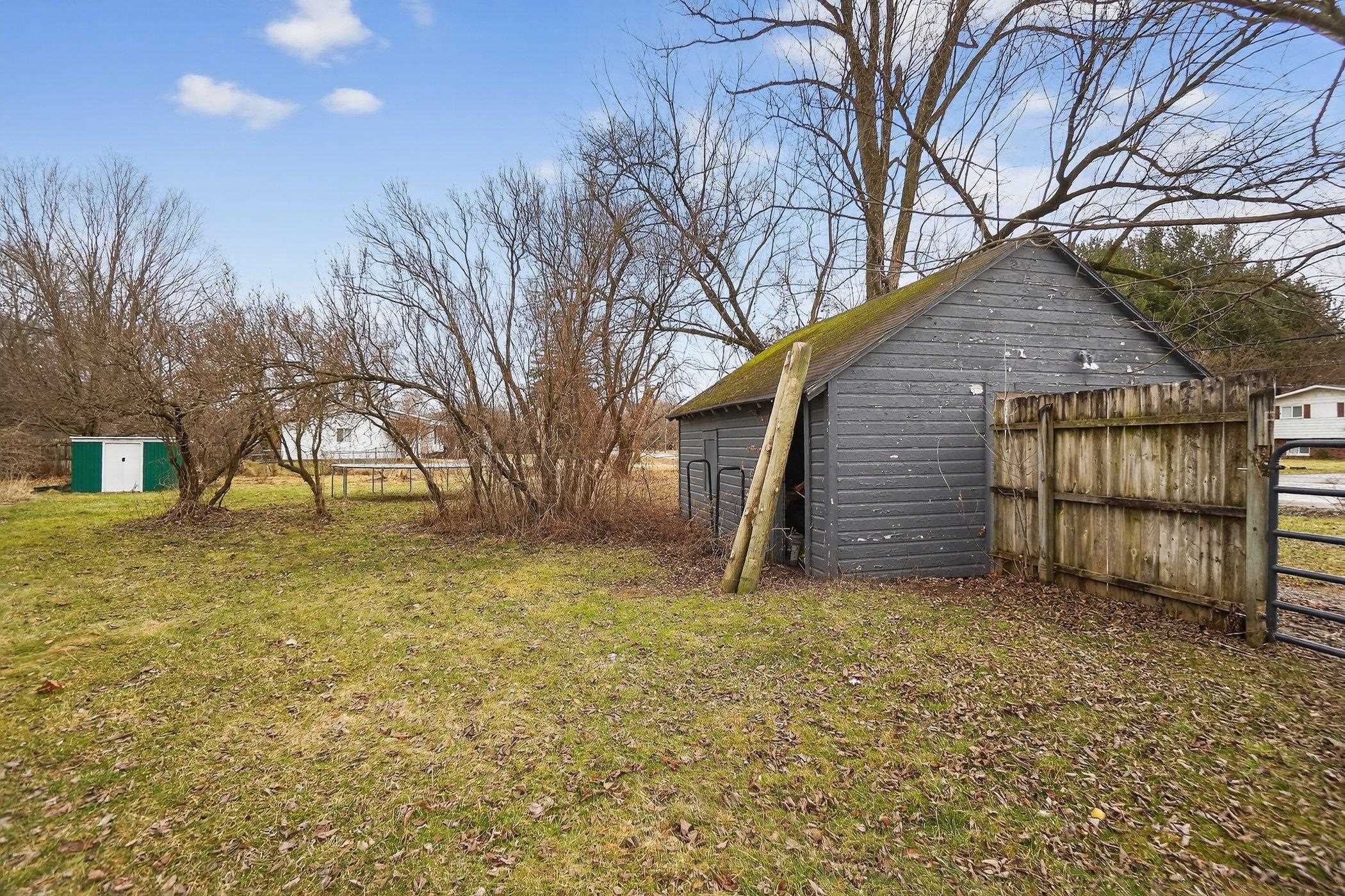 Homes for sale in Flushing, MI | 5322 N Elms Rd, Flushing, MI 48433 | MLS# 50202102