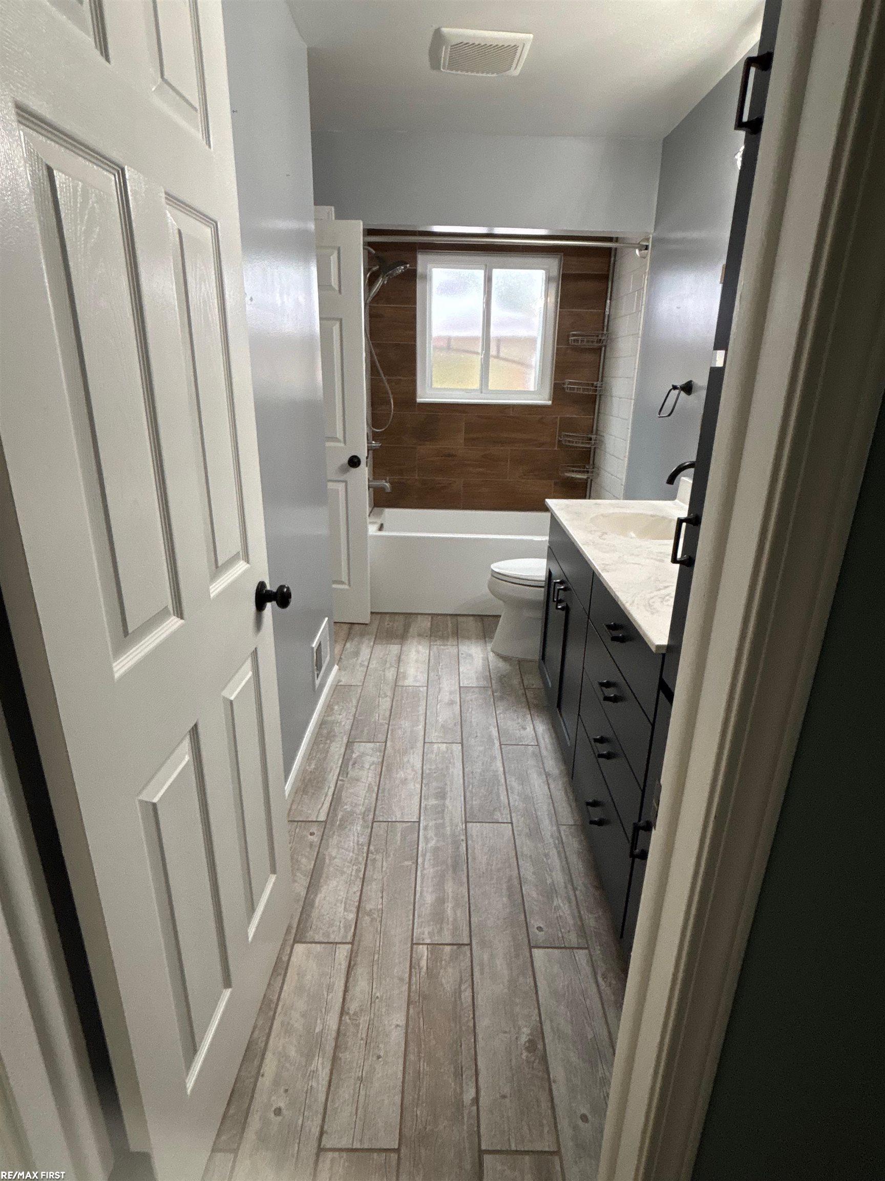 45908 Keding Street, Utica, MI, 48317