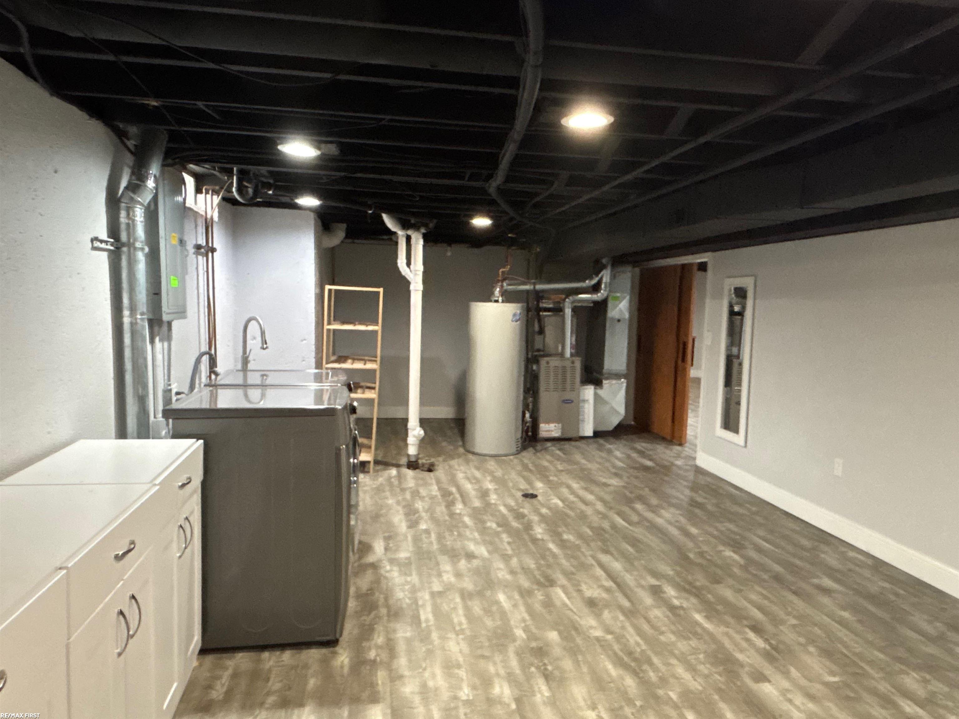 45908 Keding Street, Utica, MI, 48317