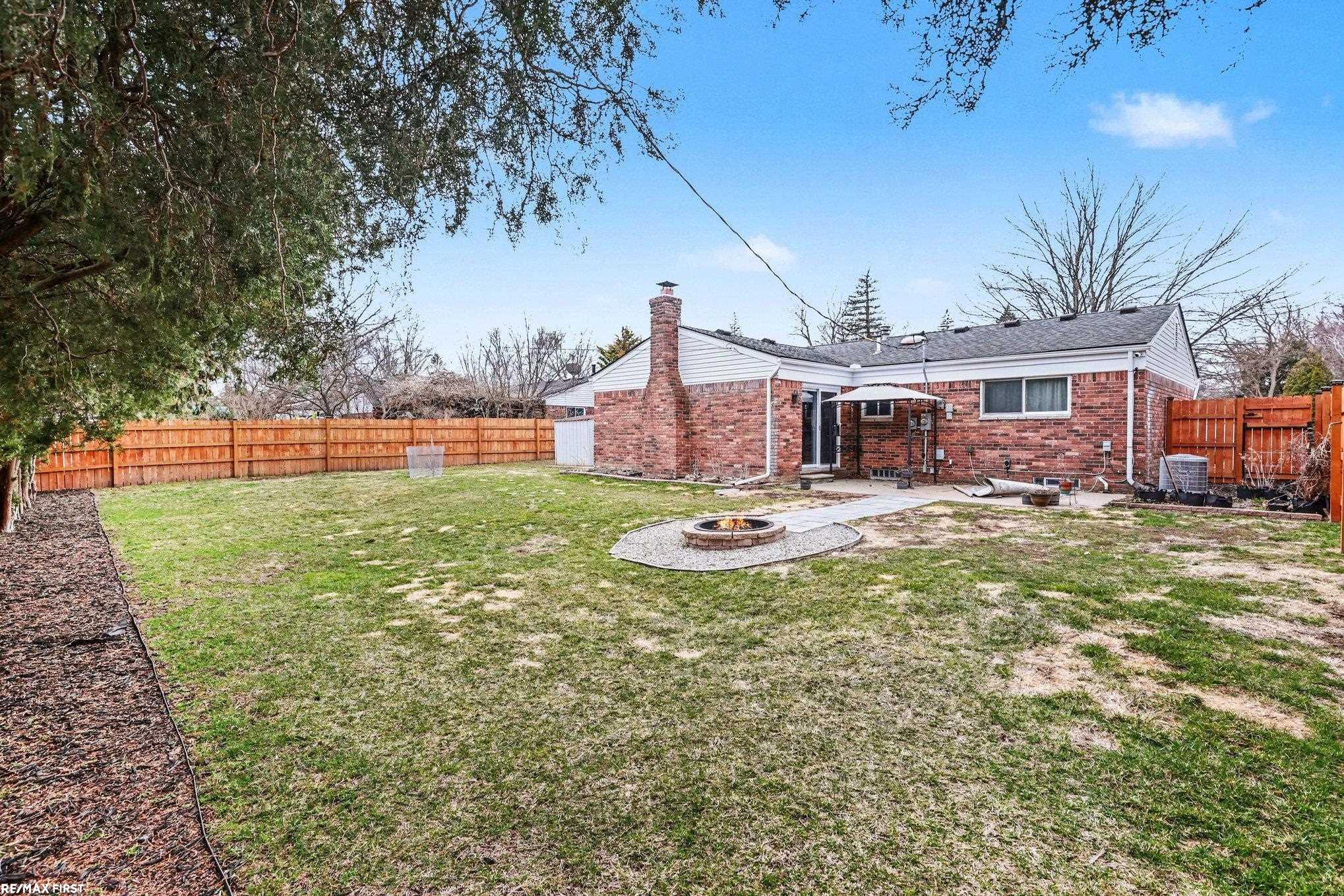 45908 Keding Street, Utica, MI, 48317