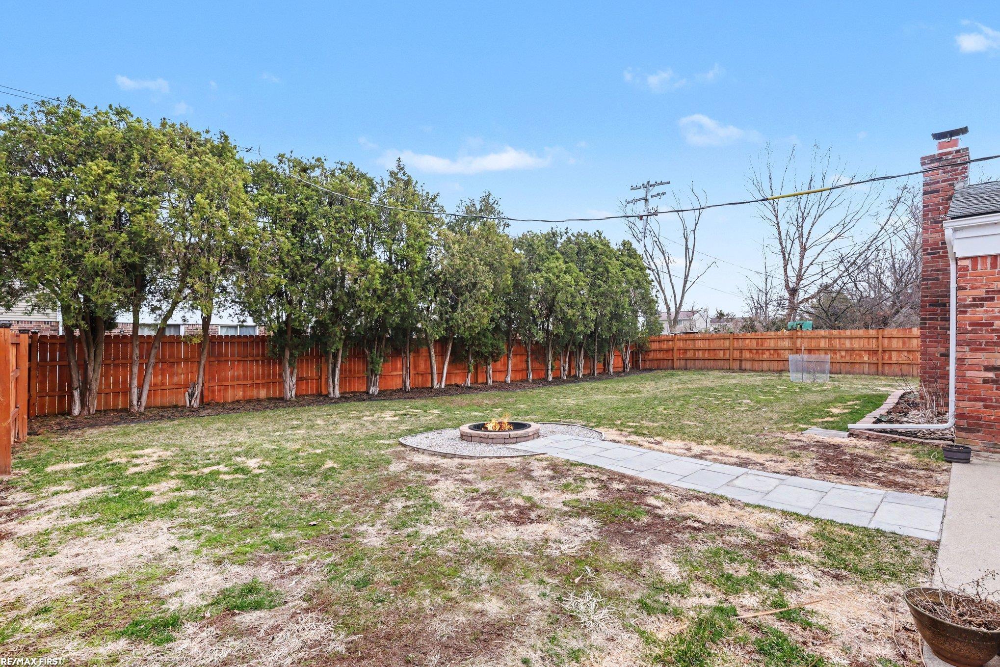 45908 Keding Street, Utica, MI, 48317