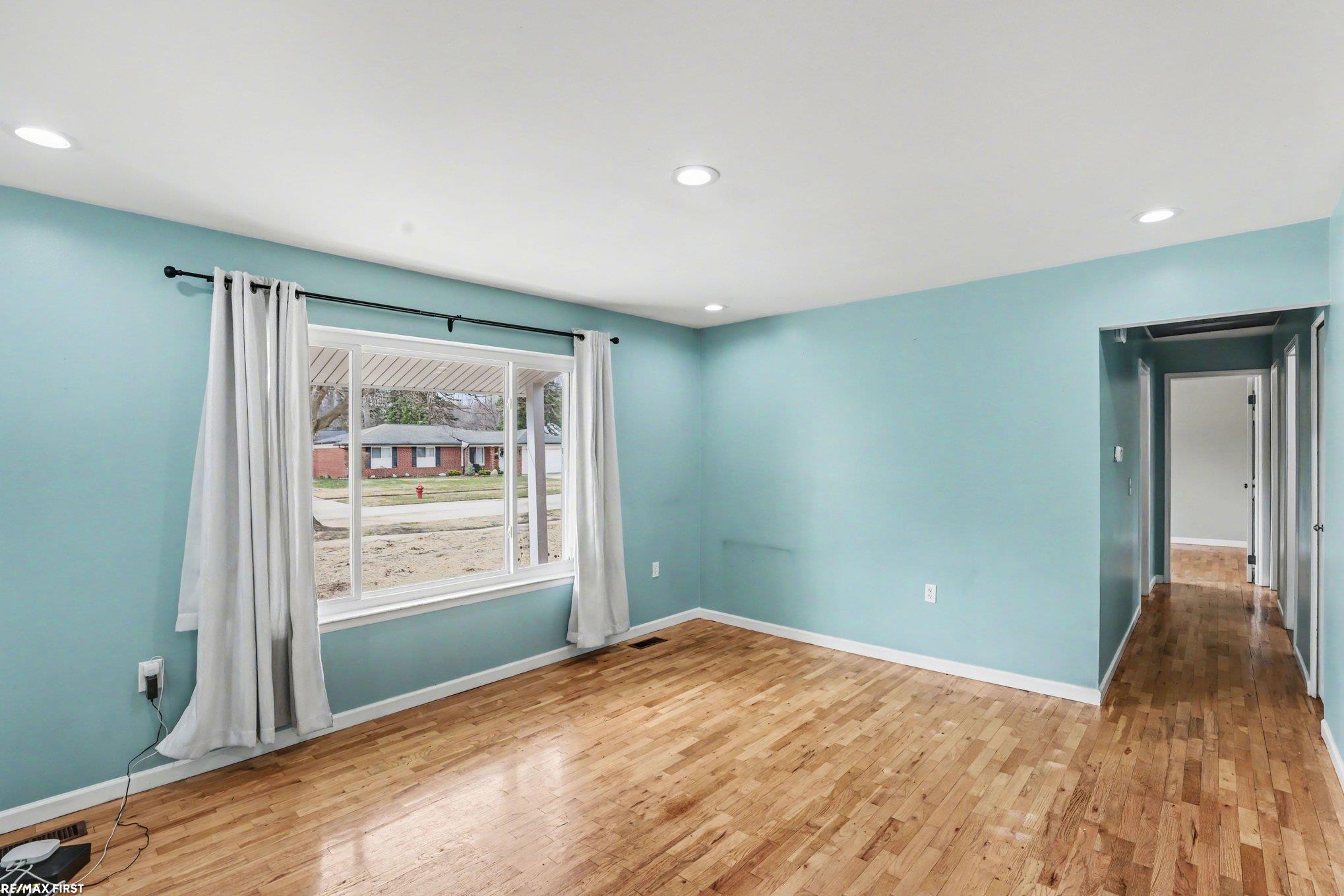 45908 Keding Street, Utica, MI, 48317