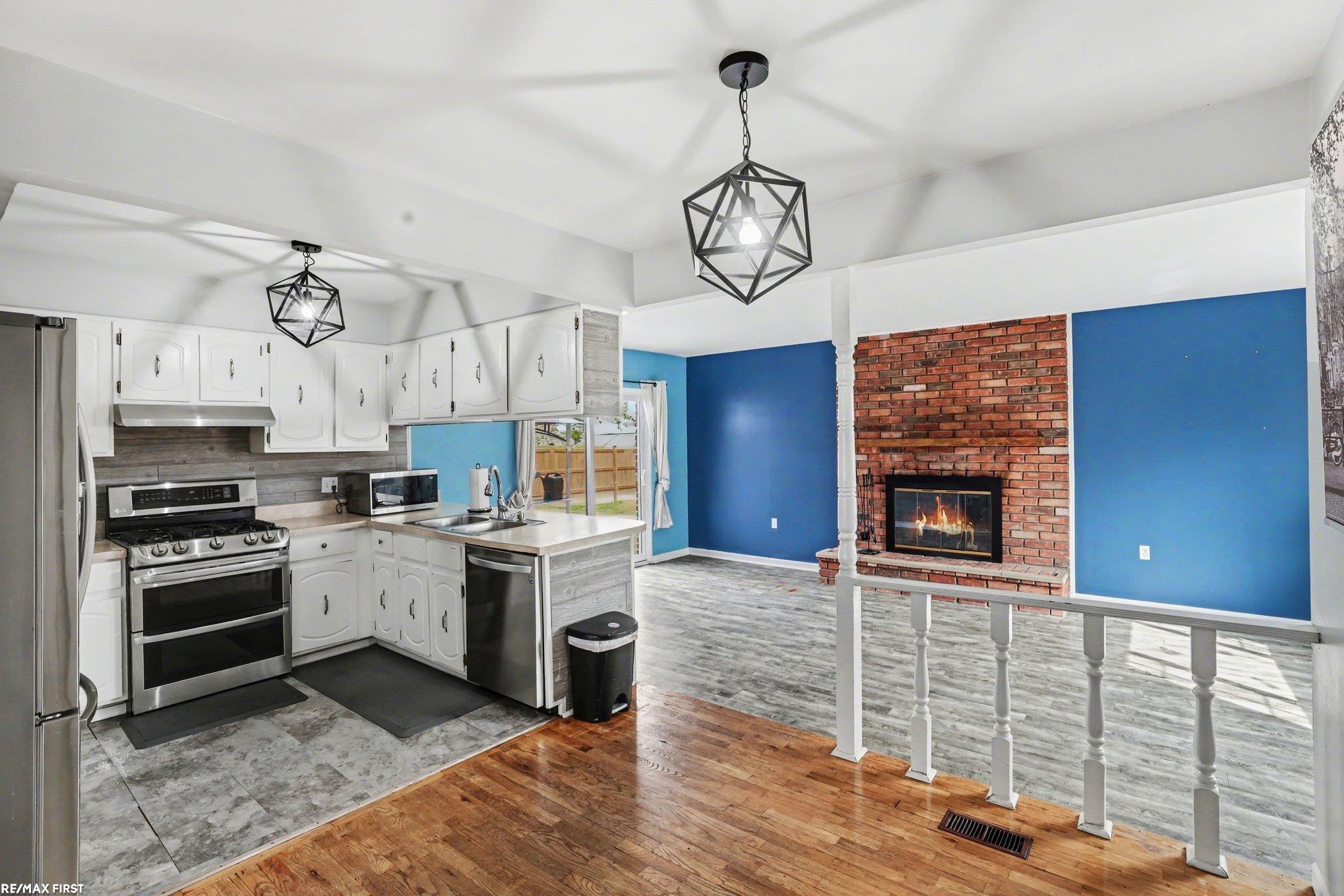 45908 Keding Street, Utica, MI, 48317